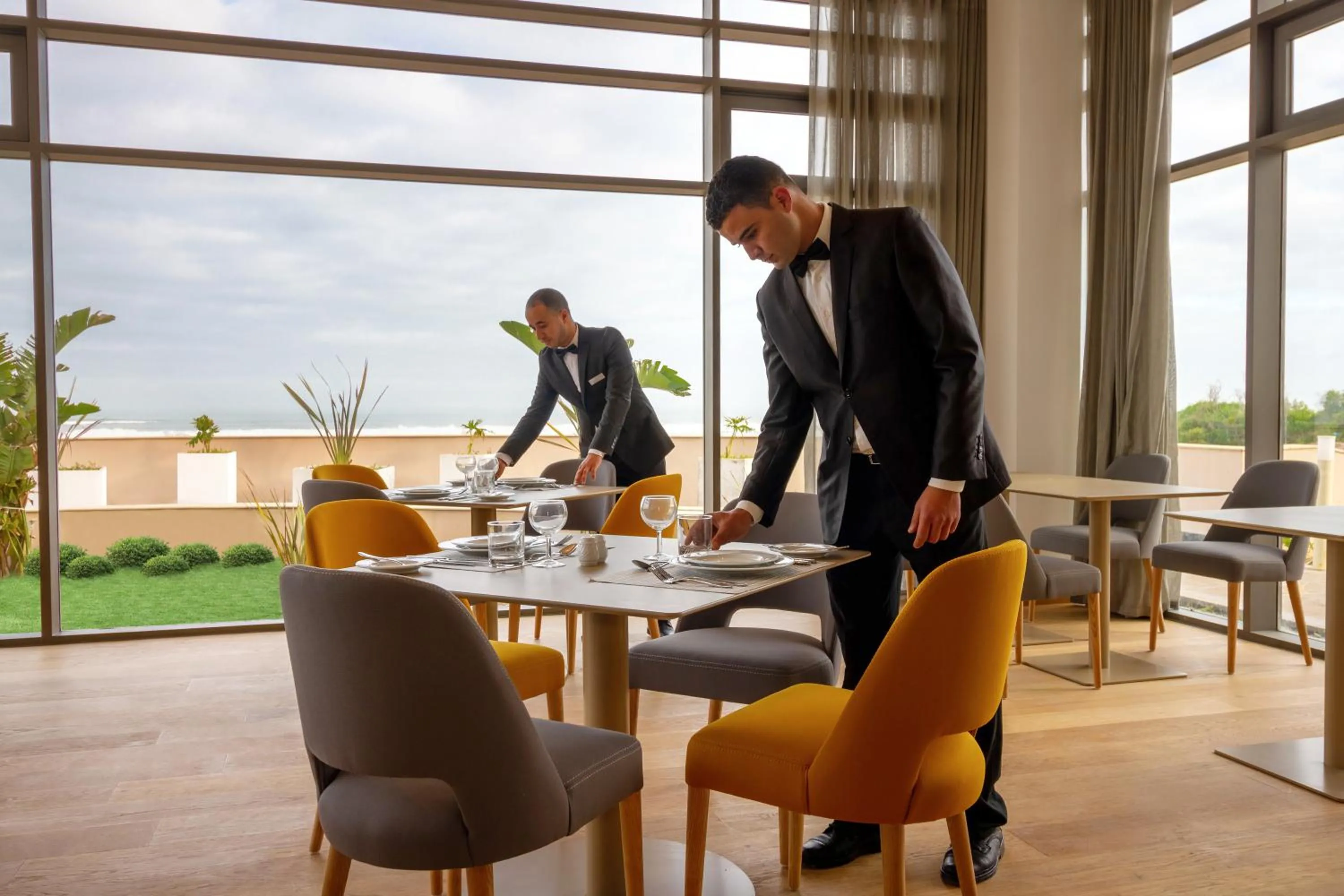 Restaurant/places to eat in Zephyr Mazagan