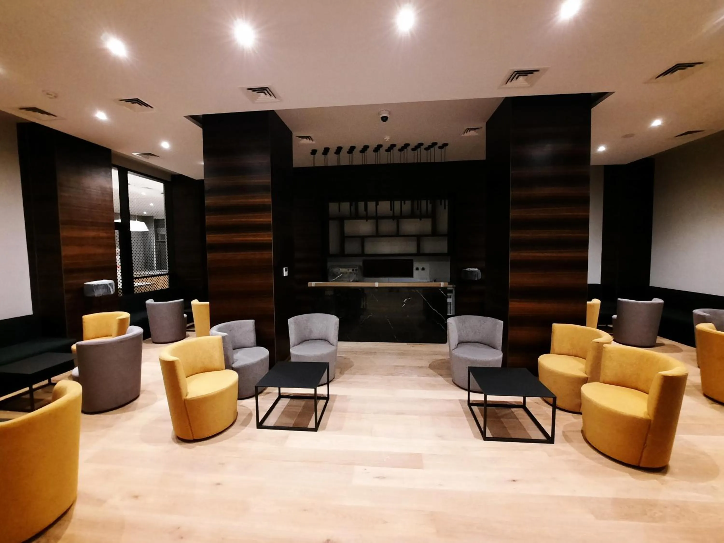 Restaurant/places to eat in Zephyr Mazagan