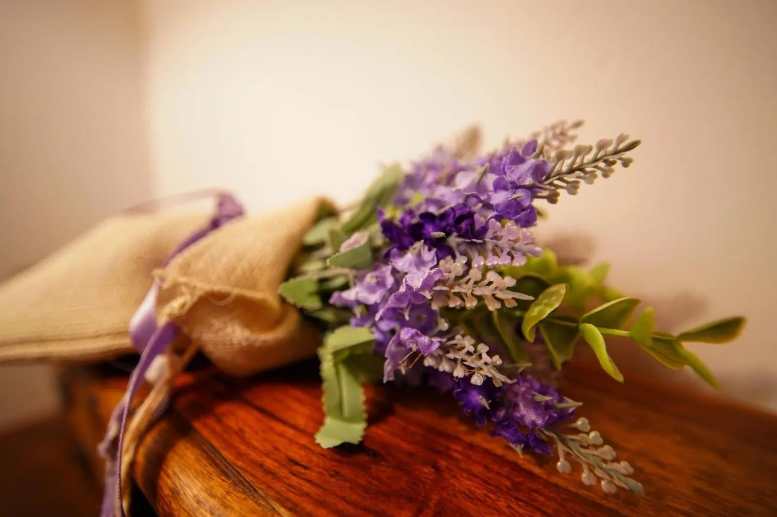 Decorative detail in Fonte Murata B&B