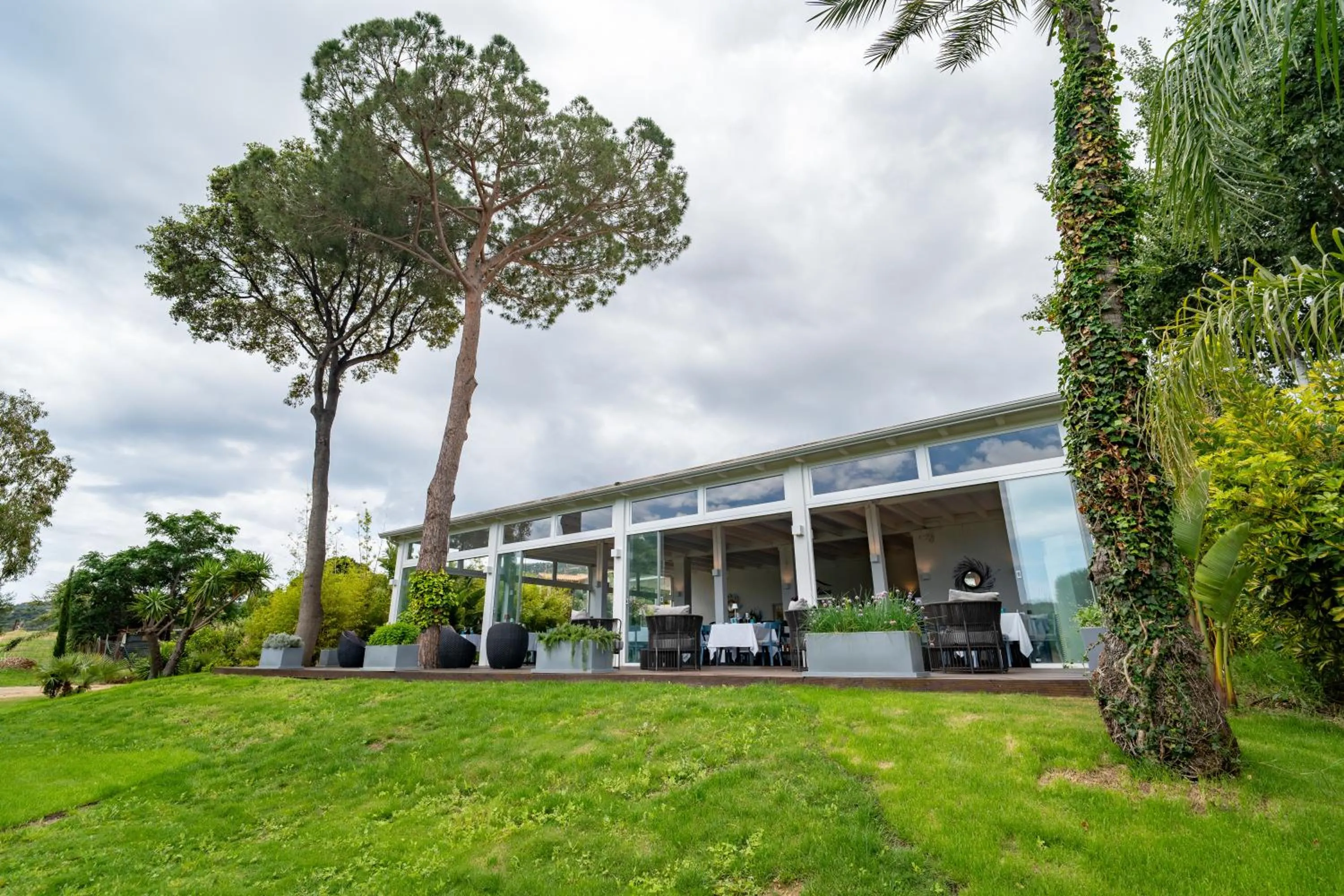 Restaurant/places to eat in Cala Sinzias Resort