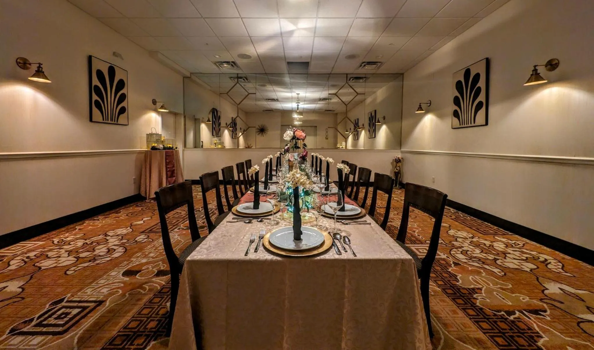 Restaurant/places to eat in Holiday Inn Lancaster by IHG