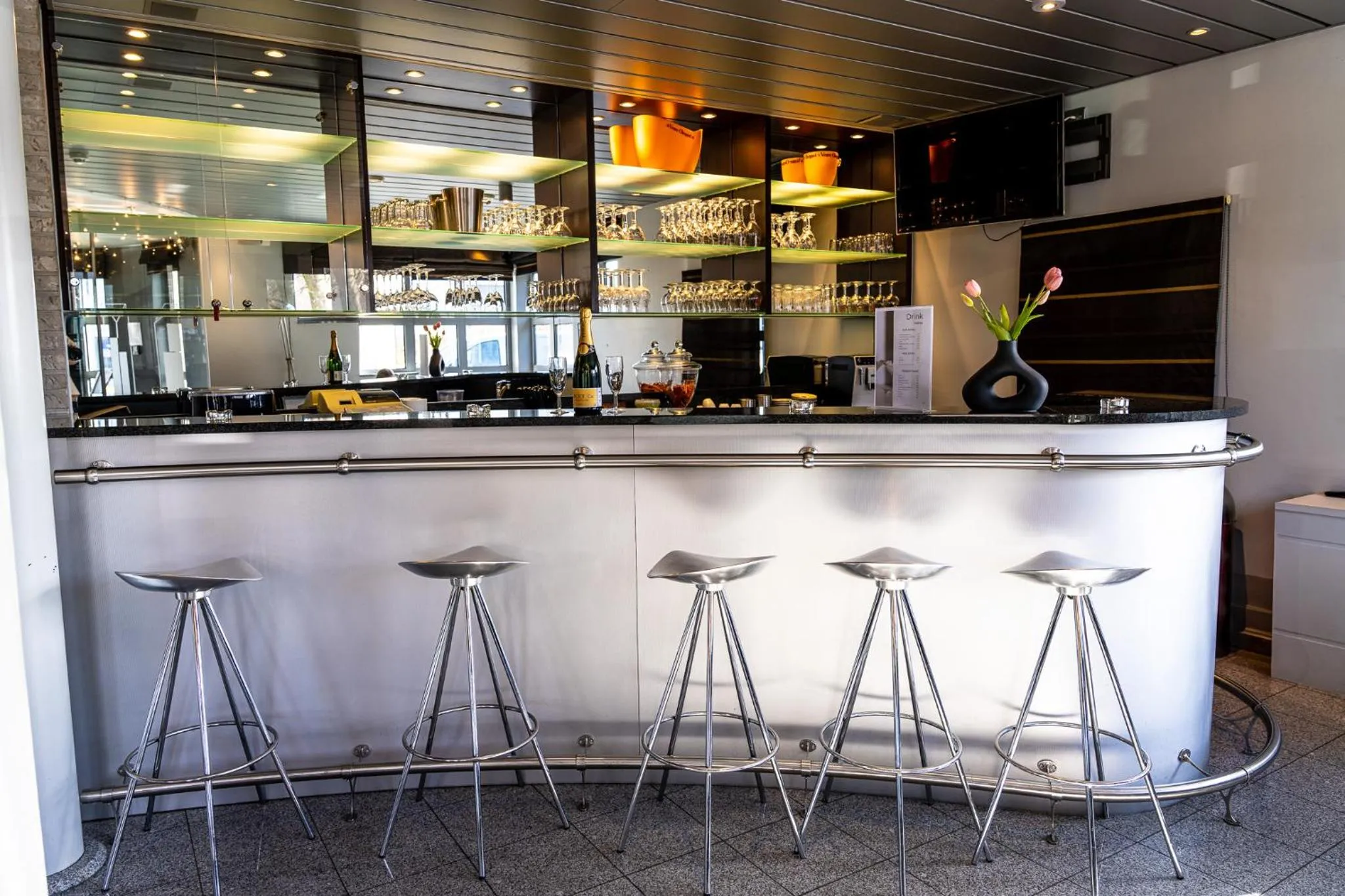 Lounge or bar in Hotel Falko