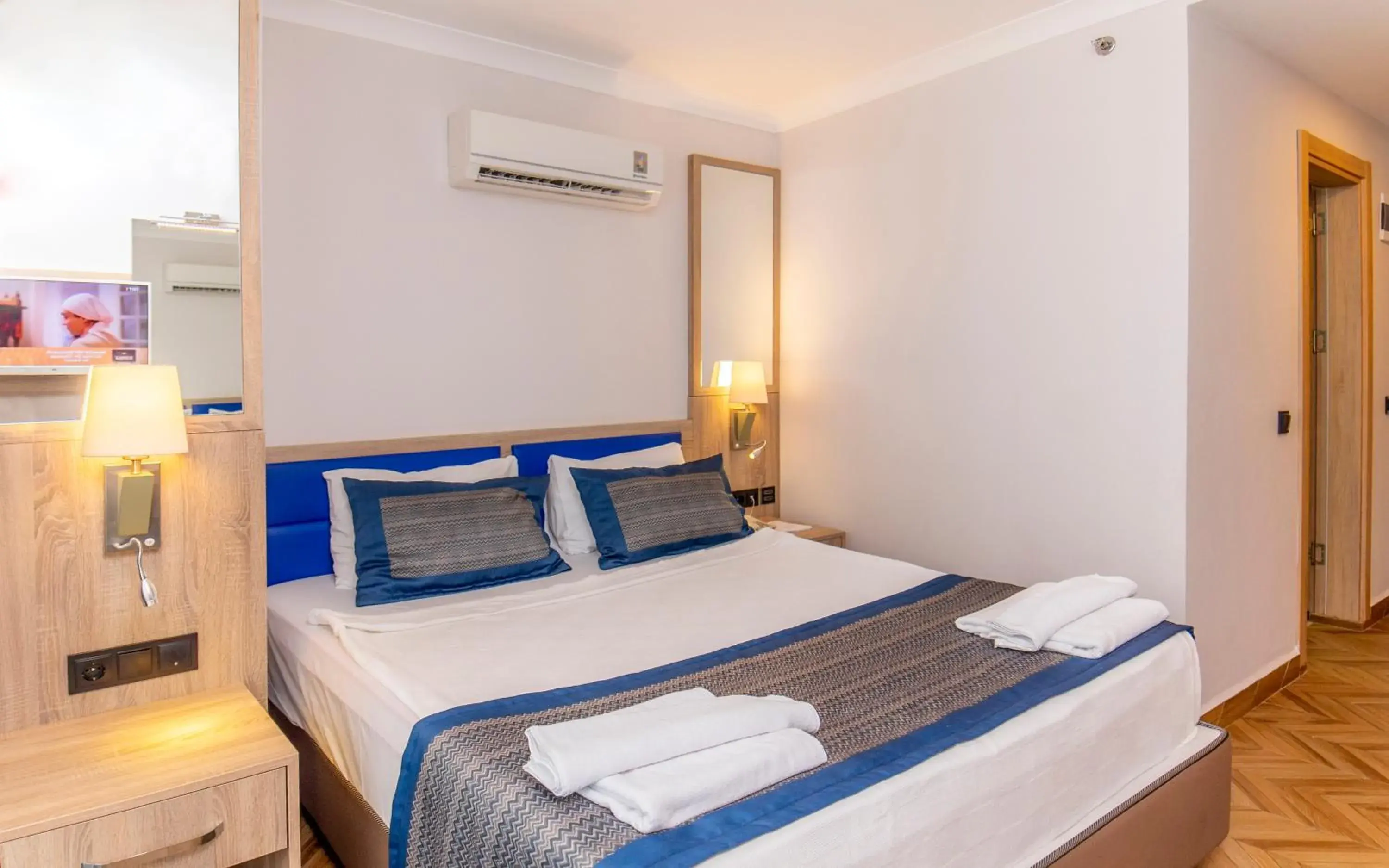 Standard Quadruple Room in Relax Beach Hotel Standard Quadruple Room in Relax Beach Hotel