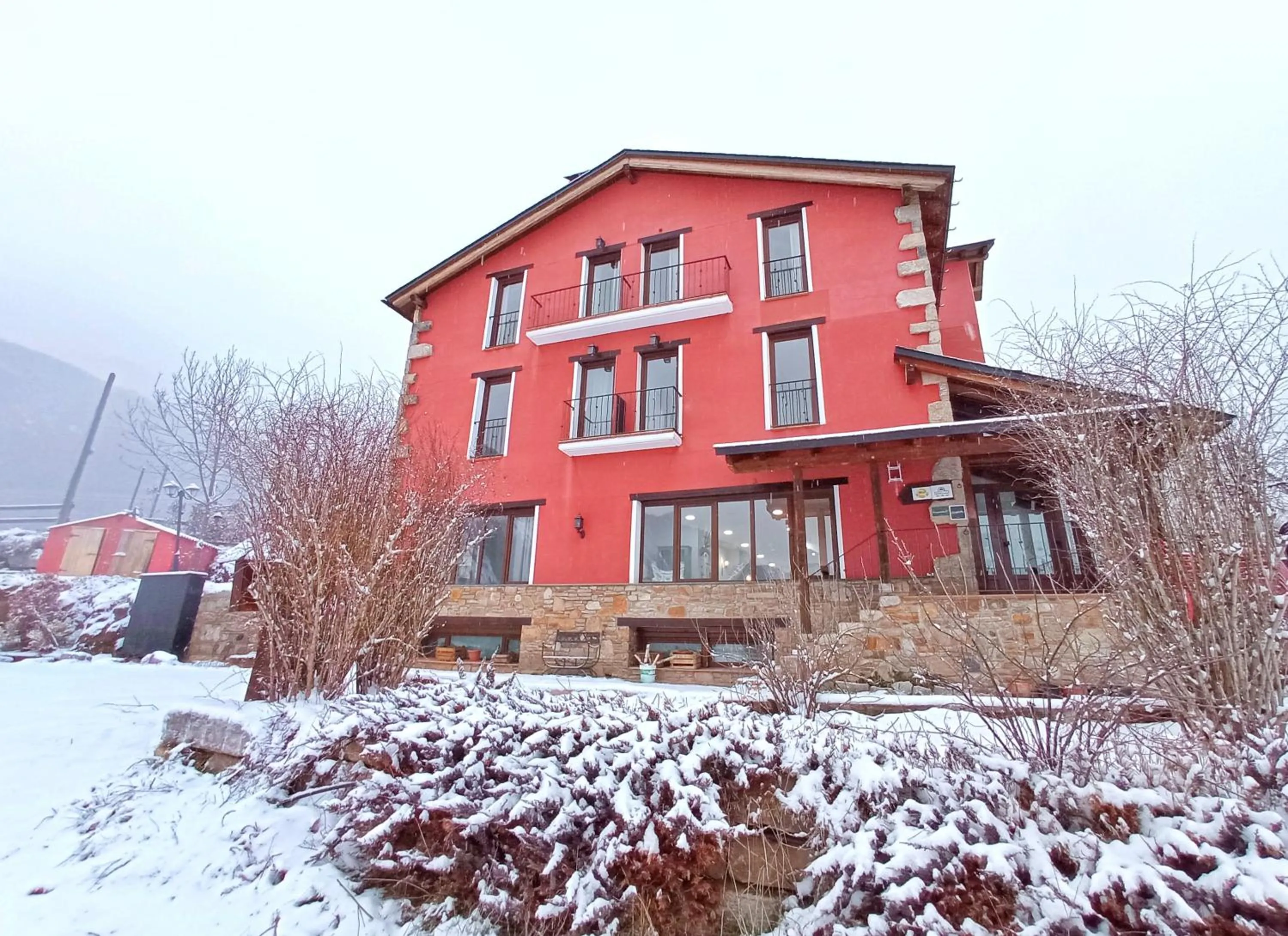 Property building in Hotel Boutique La Casa del Río