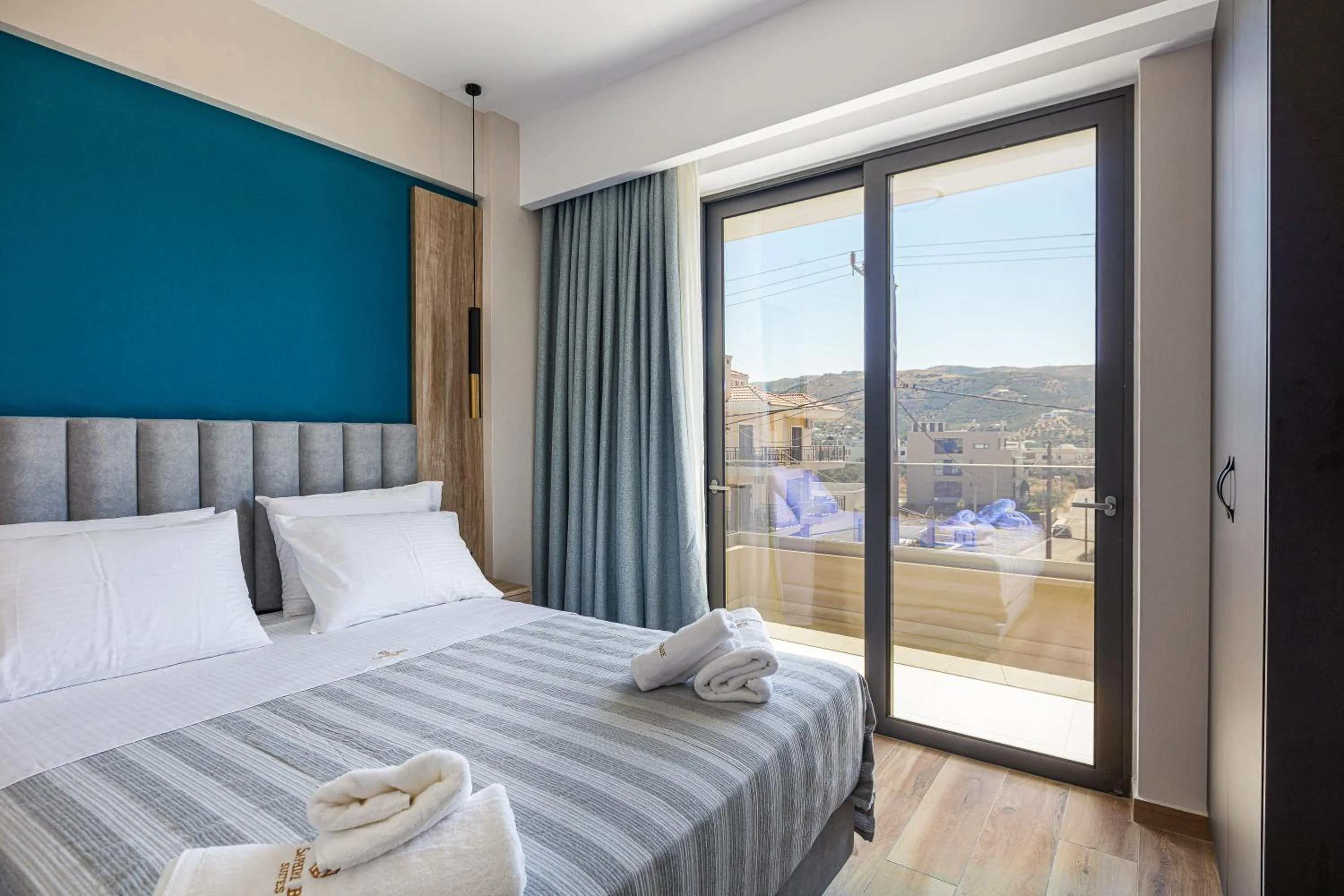 Bed in Sapphire Blue Suites