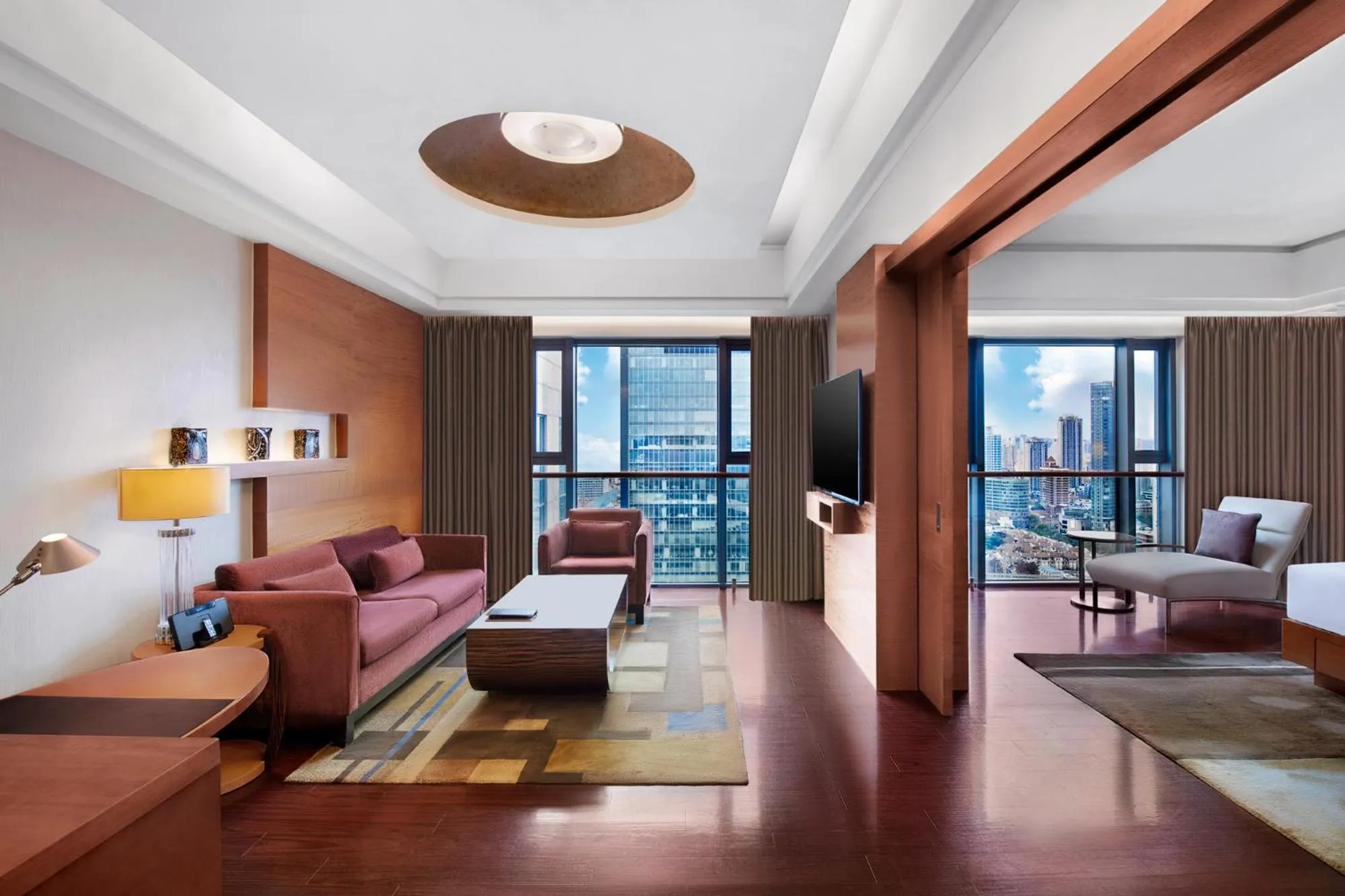 Living room in Swissôtel Grand Shanghai