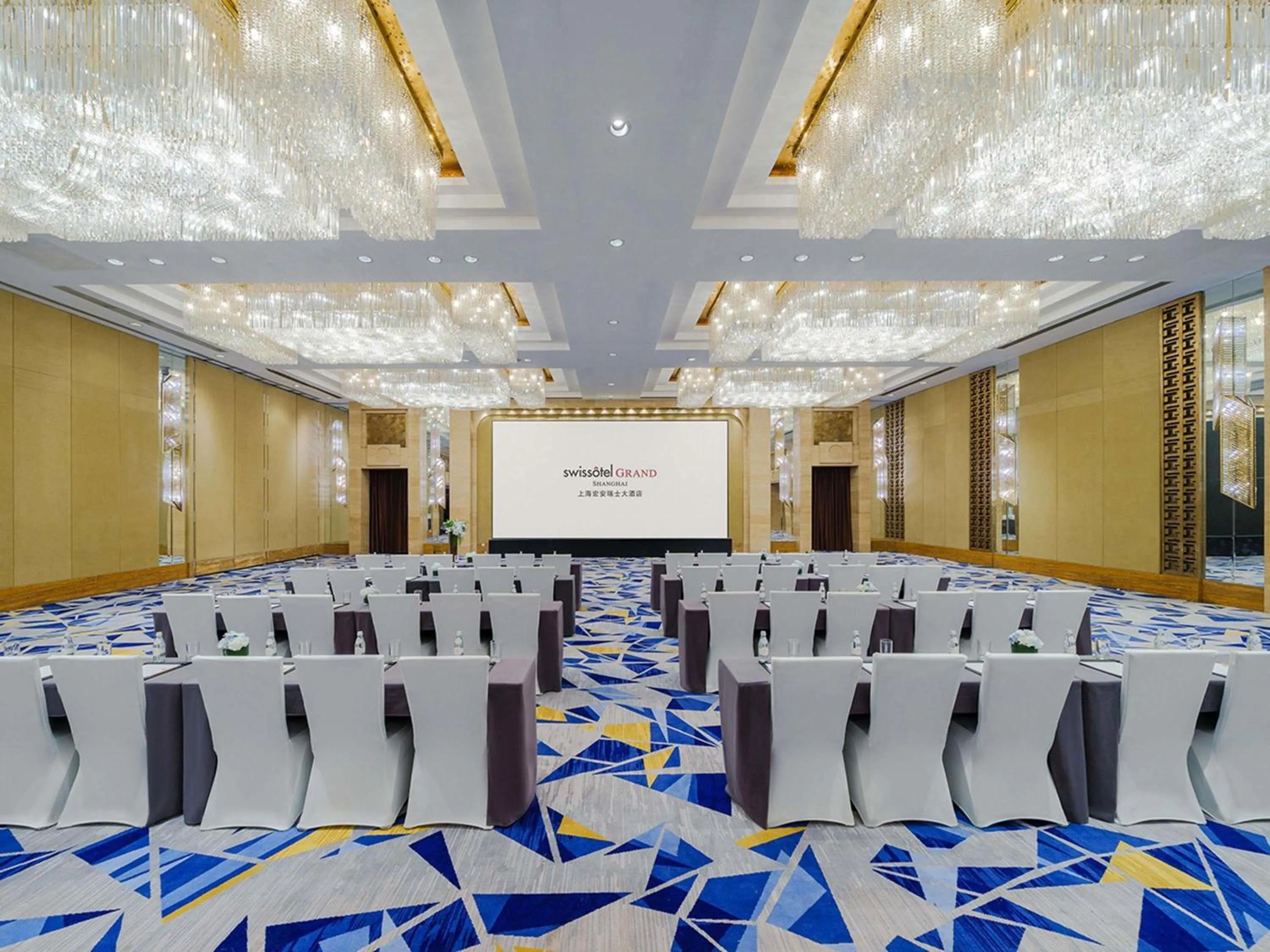 Meeting/conference room in Swissôtel Grand Shanghai