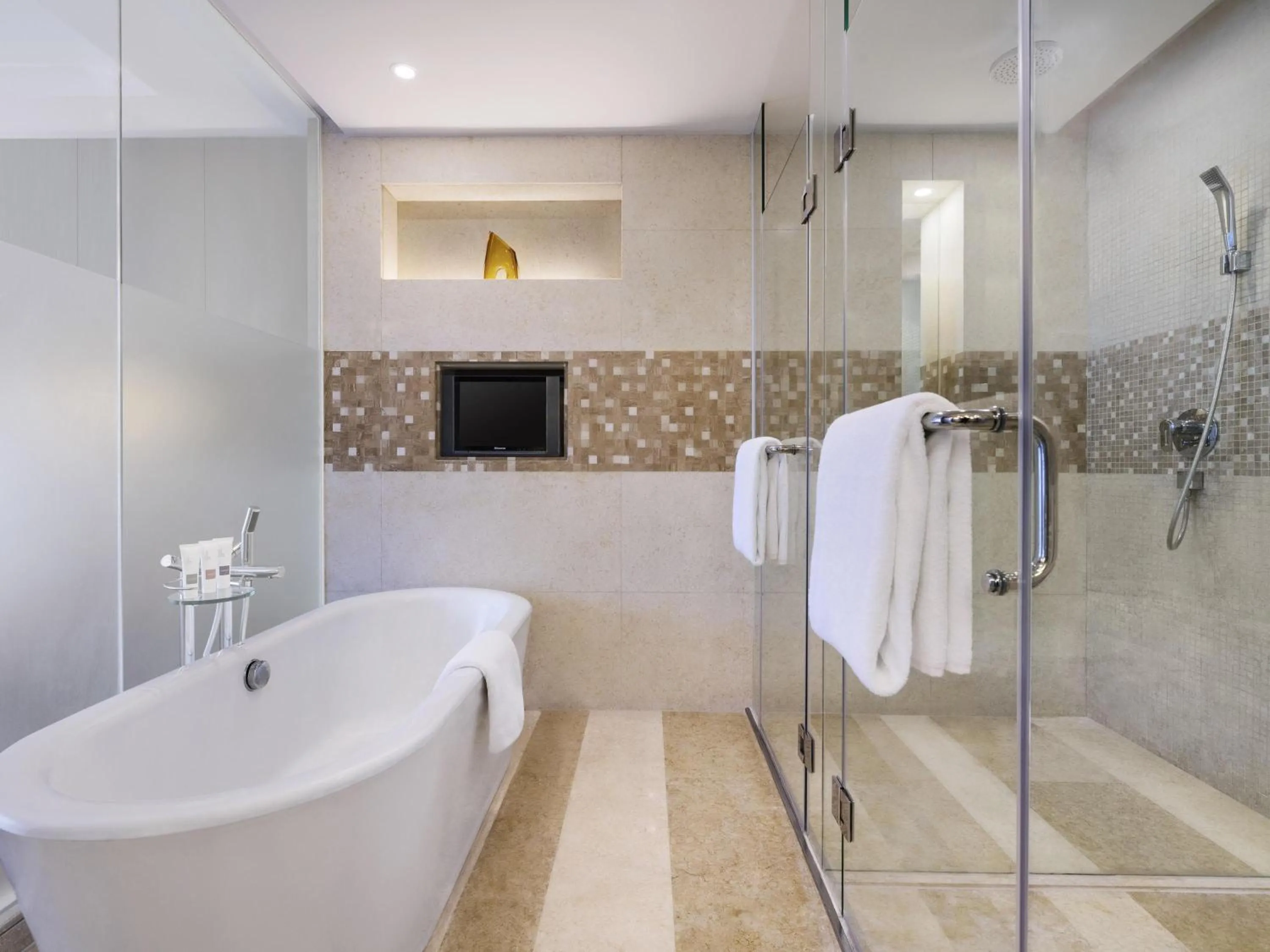 Bedroom in Swissôtel Grand Shanghai