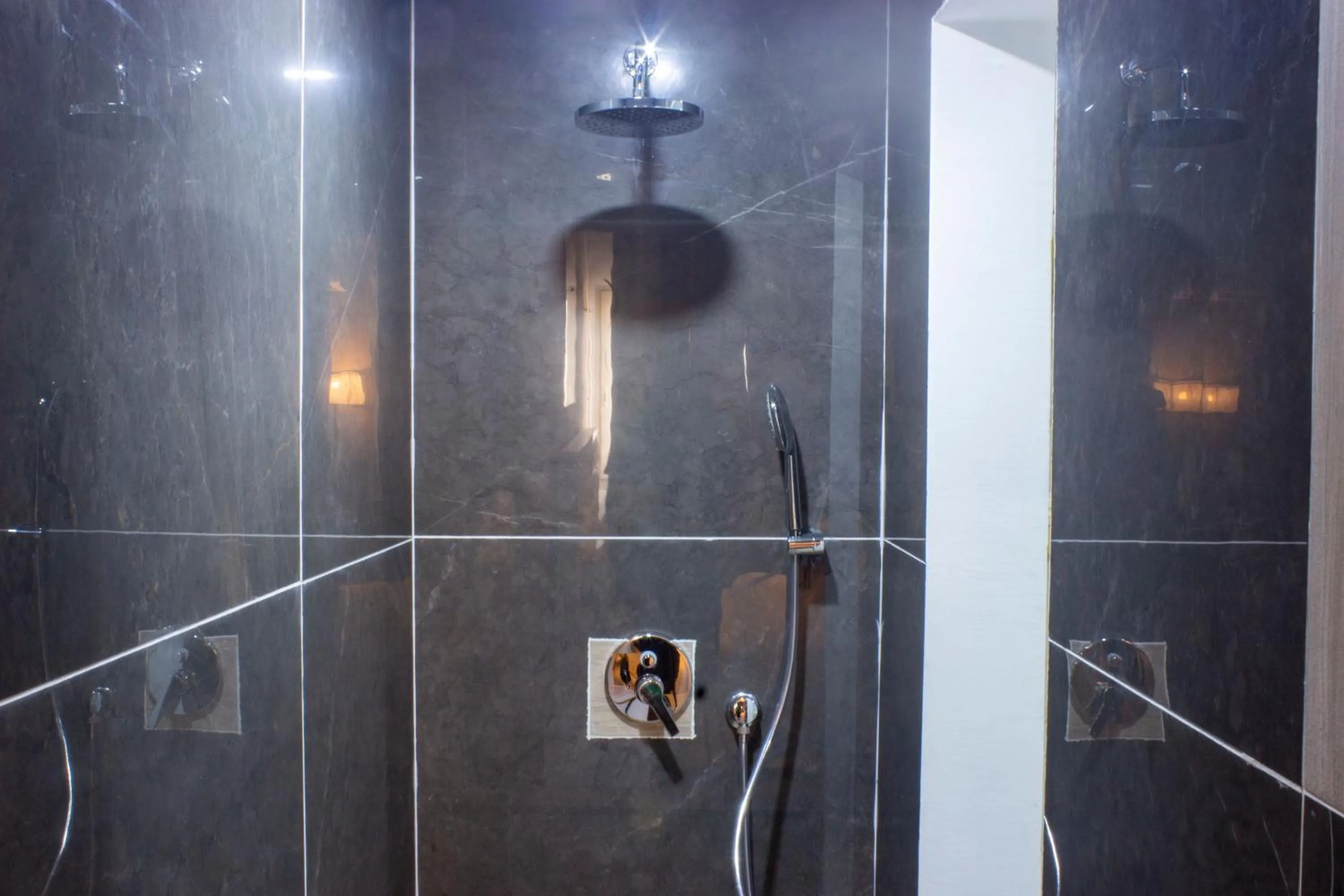 Shower in MERINA HOTEL