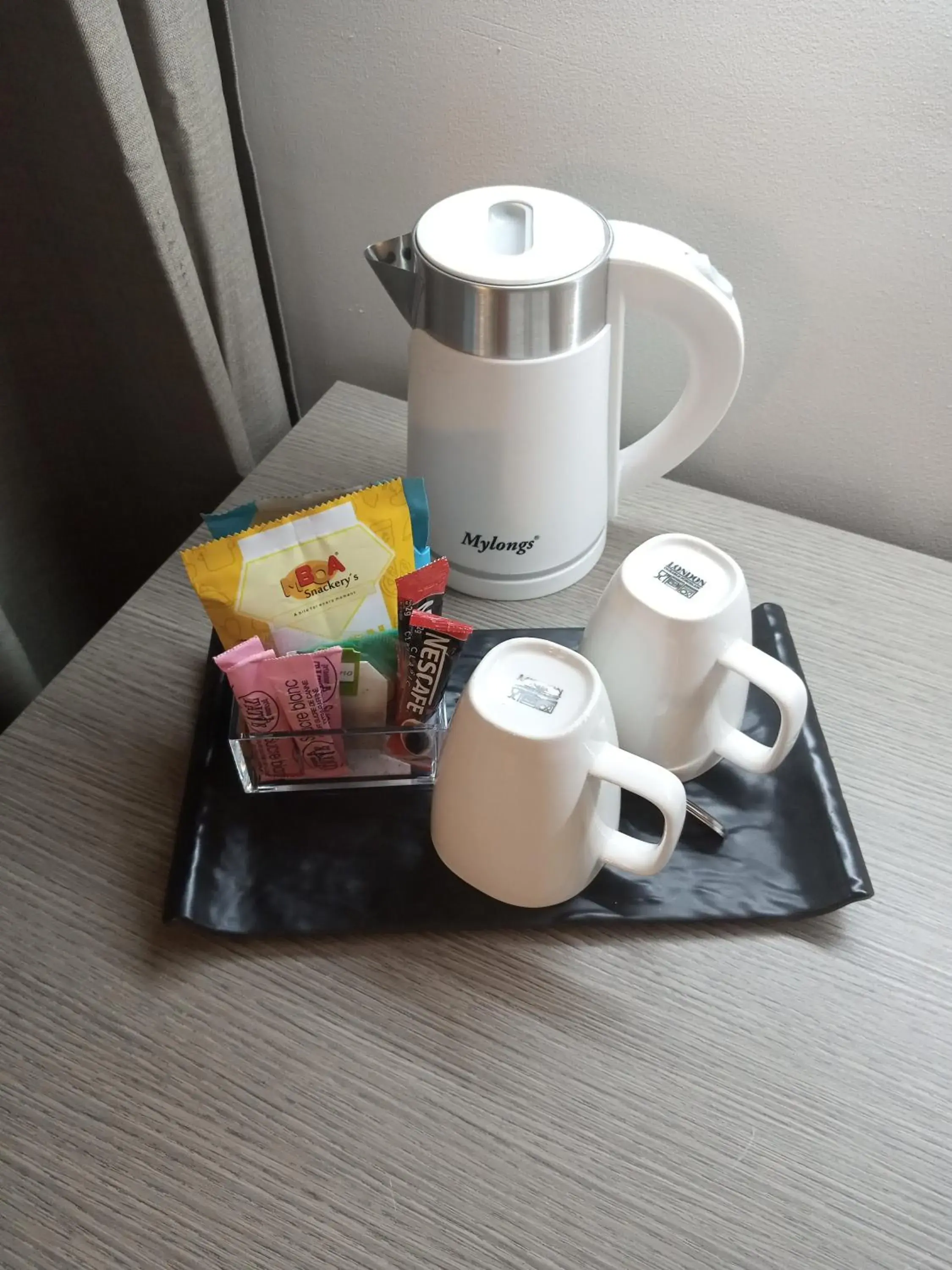 Deluxe Room - single occupancy in MERINA HOTEL Deluxe Room - single occupancy in MERINA HOTEL