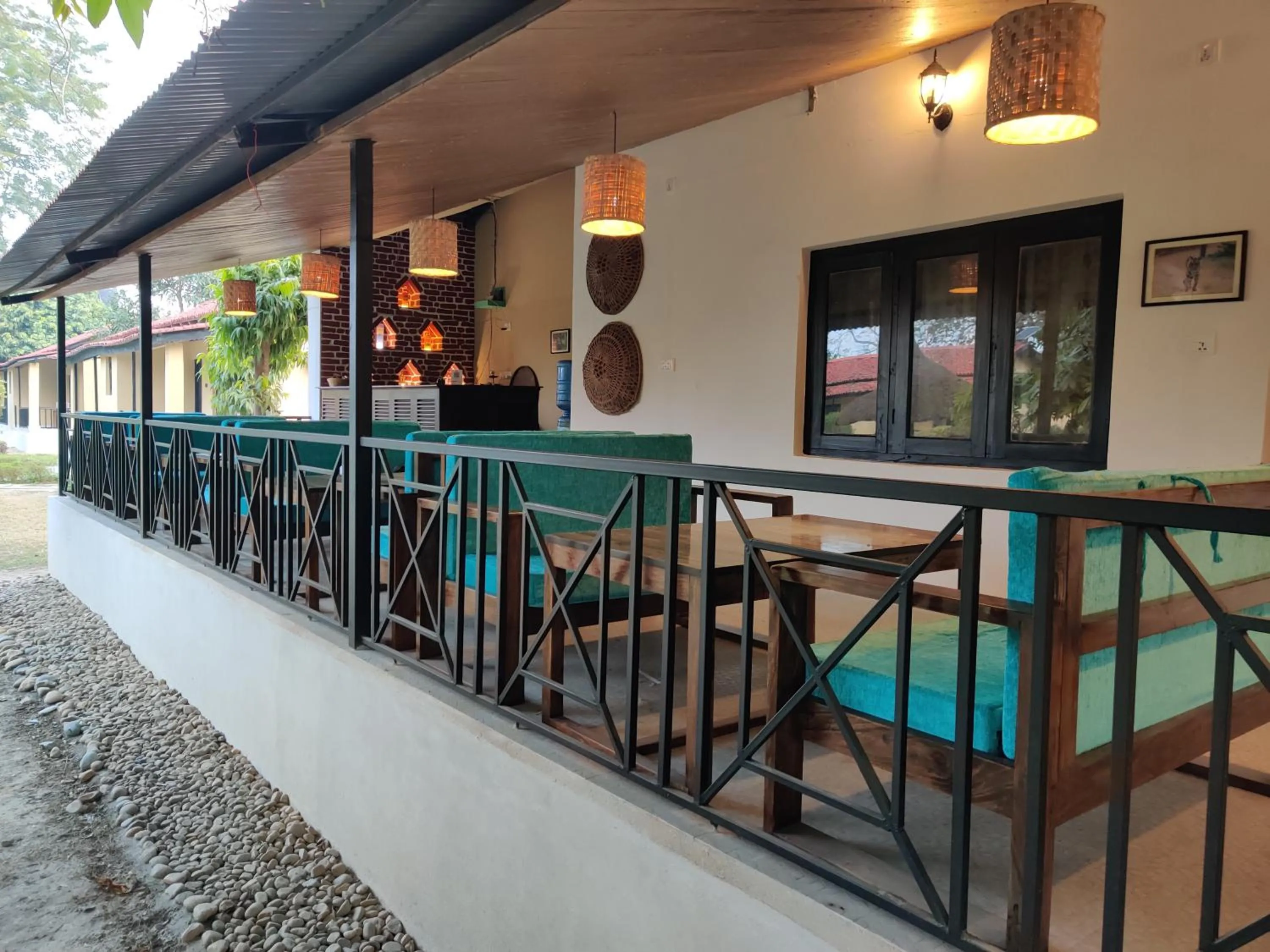 Restaurant/places to eat in Bardia Forest Resort