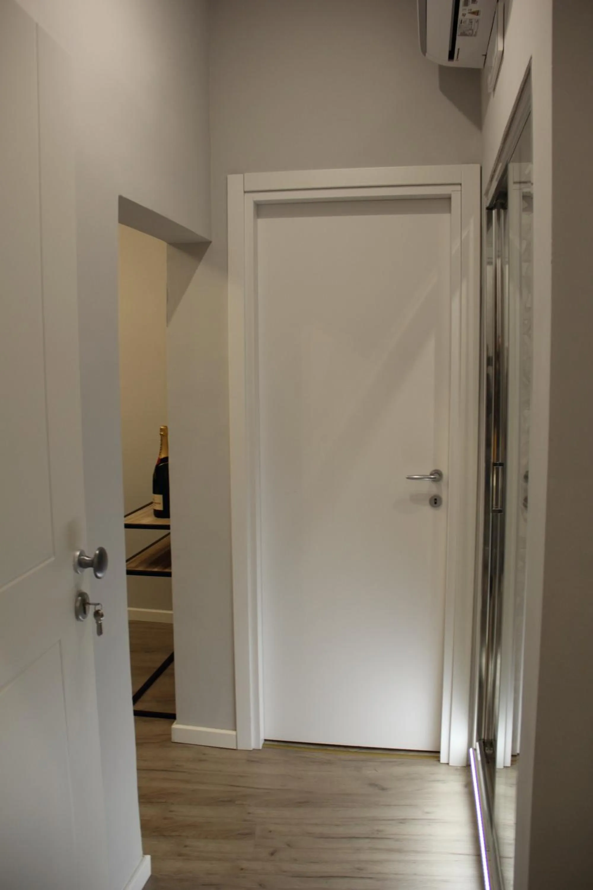 Vite 99 - Piazza di Spagna