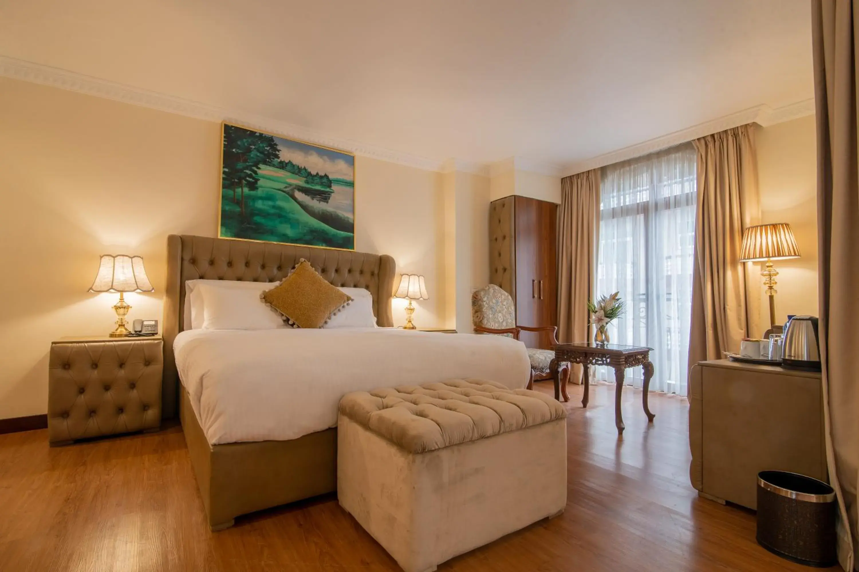 Deluxe King Room in The Grand Palace Hotel Deluxe King Room in The Grand Palace Hotel