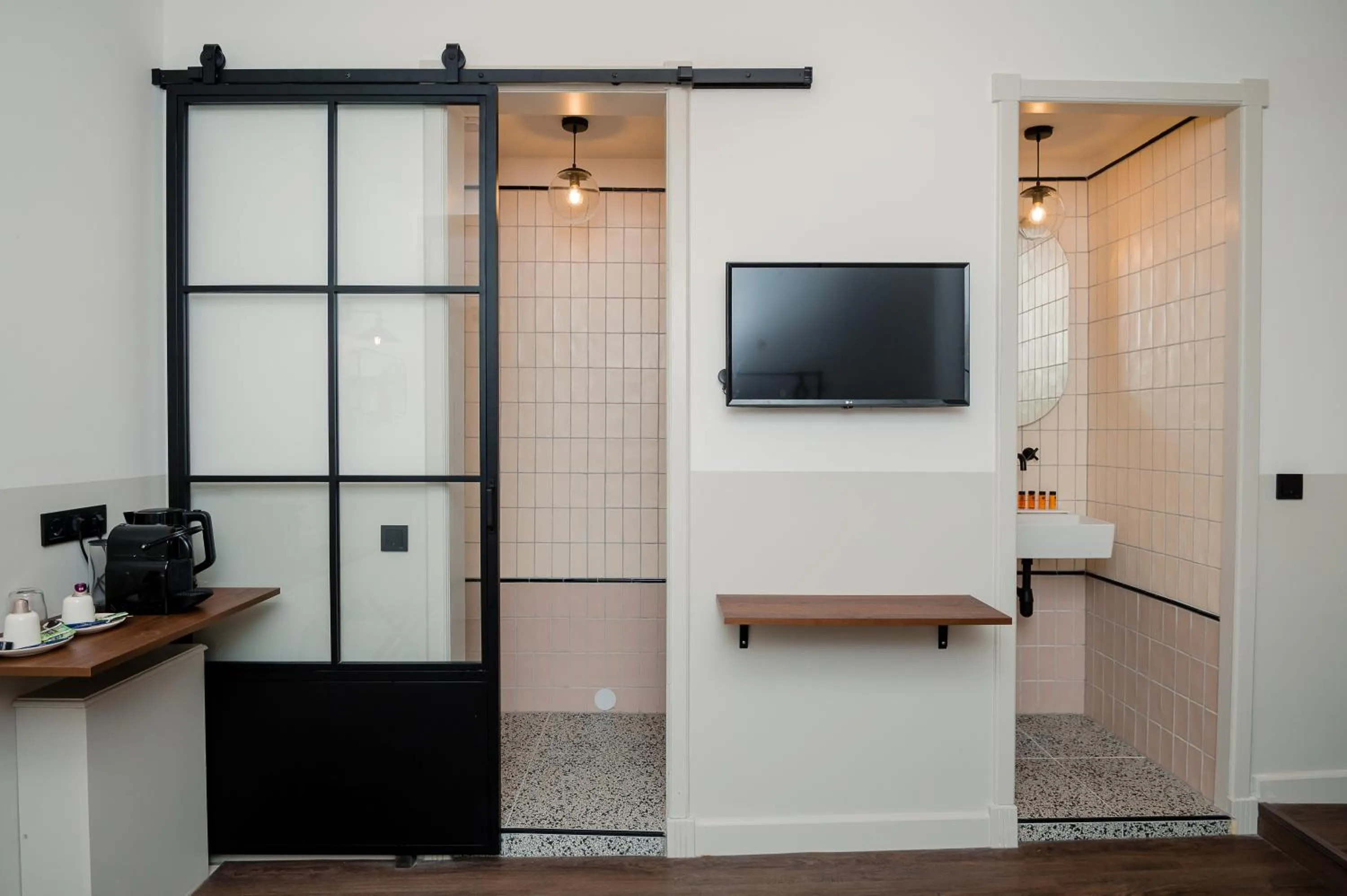 Bedroom in Mr.Lewis Rotterdam