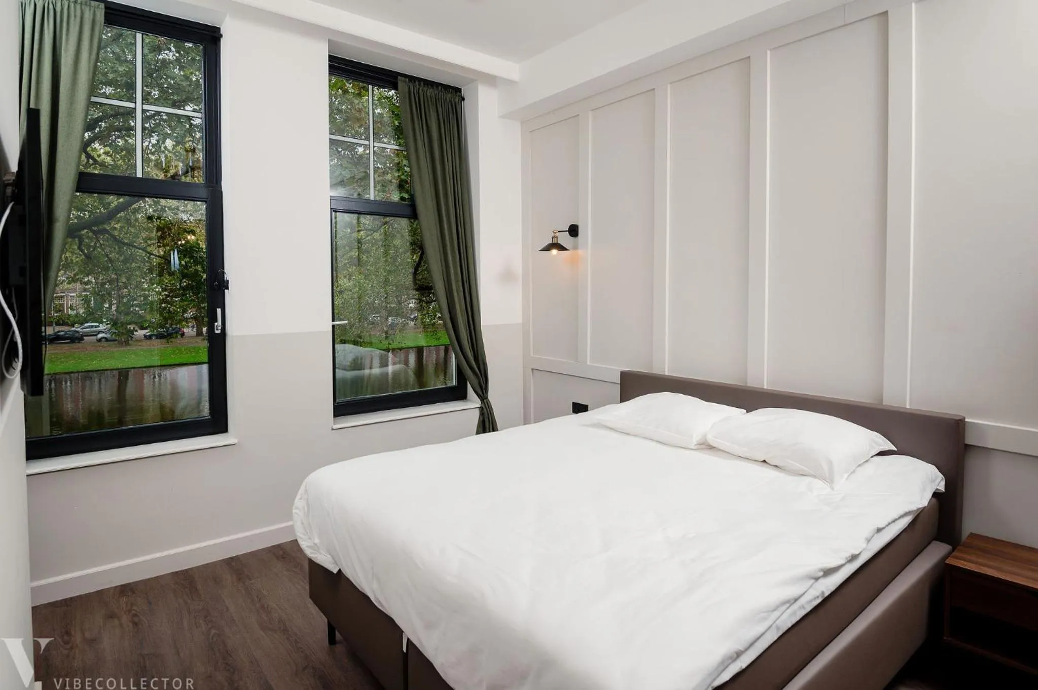 Bedroom, Bed in Mr.Lewis Rotterdam