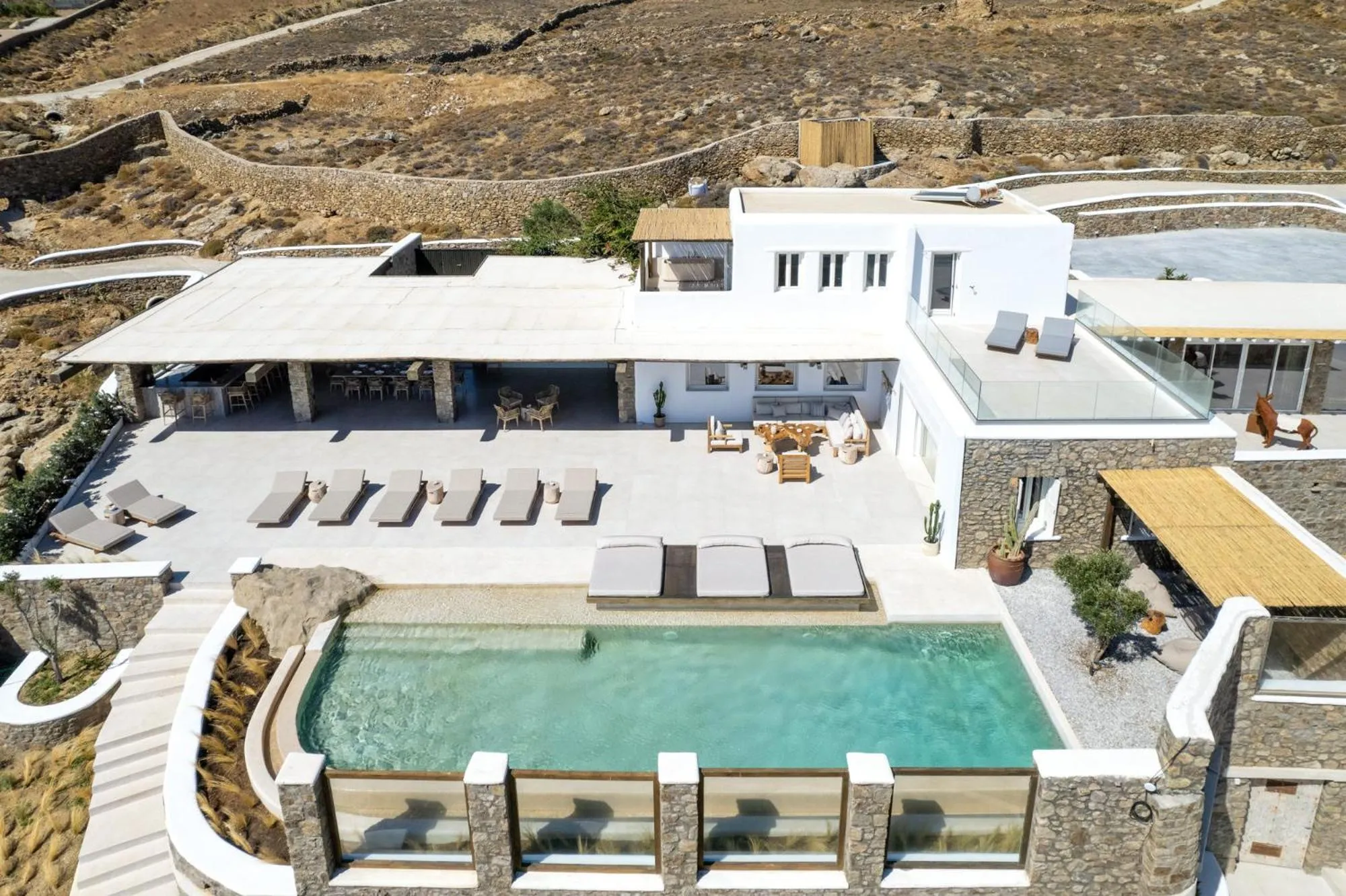 Property building in Mykonos Panormos Villas