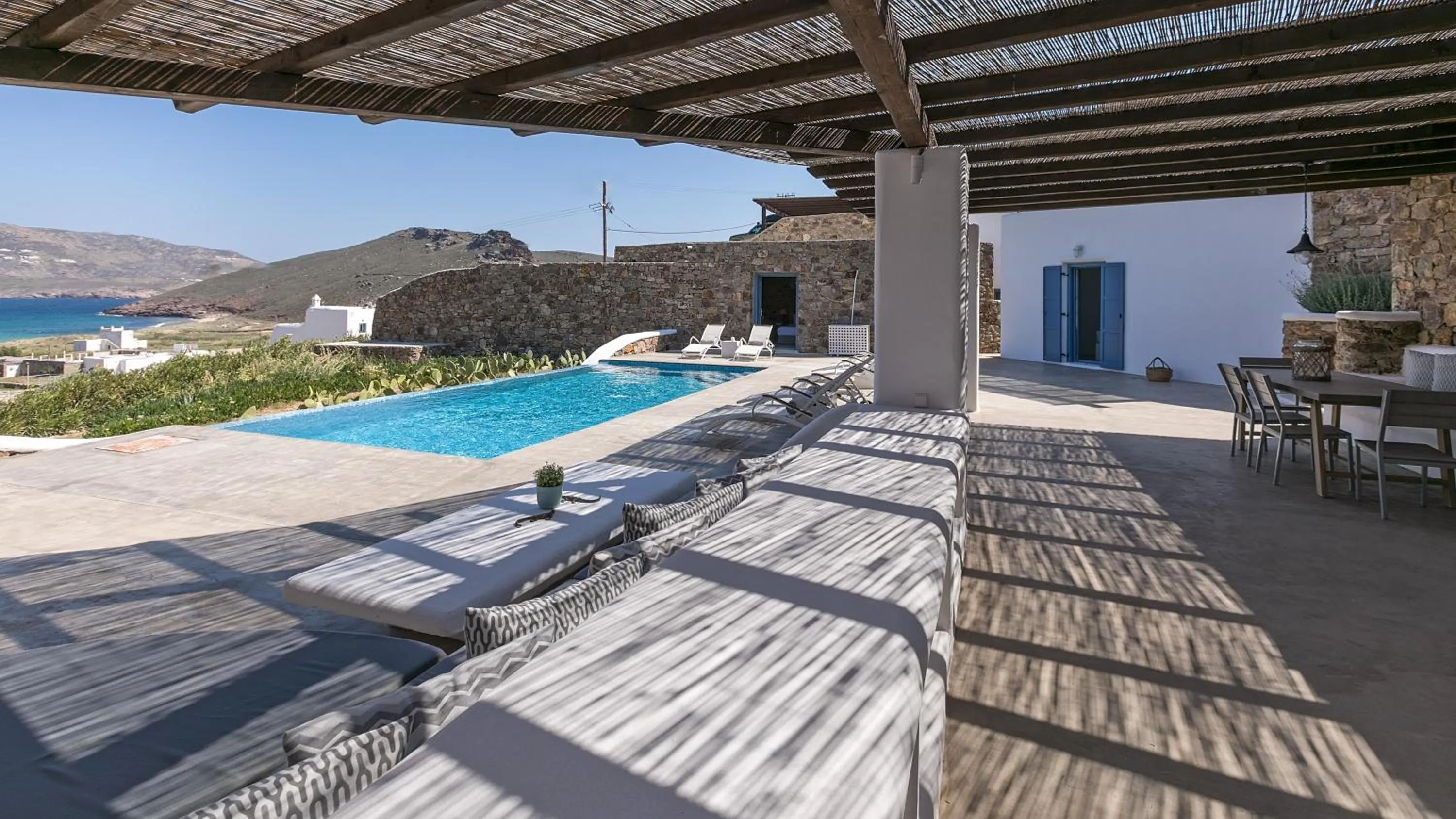 Property building in Mykonos Panormos Villas