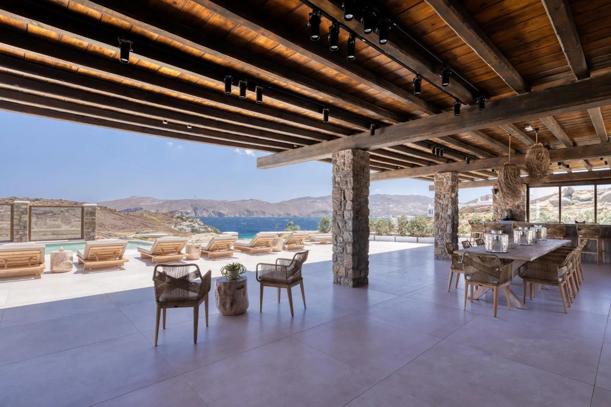 Patio in Mykonos Panormos Villas