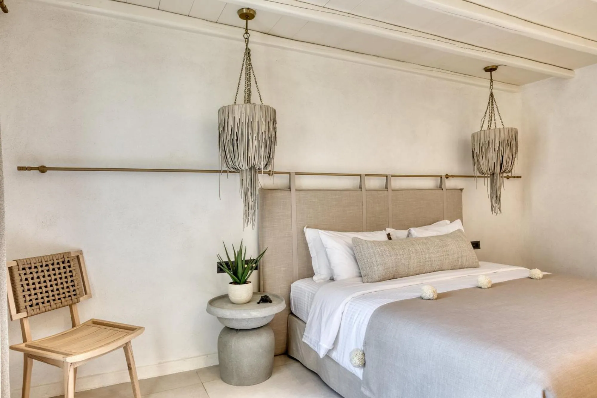 Bedroom, Bed in Mykonos Panormos Villas