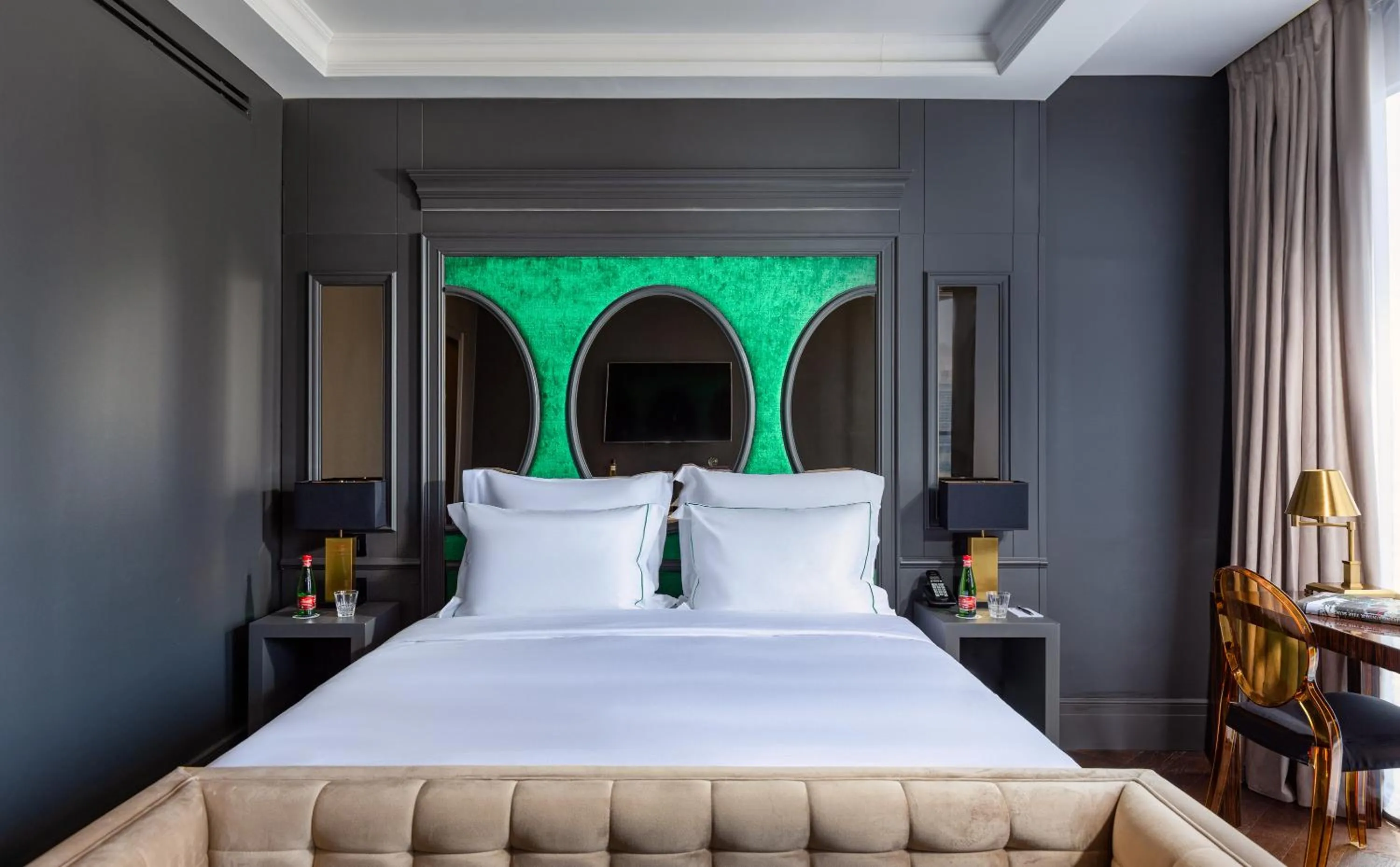 Bed in Debrah Brown, a member of Brown Hotels