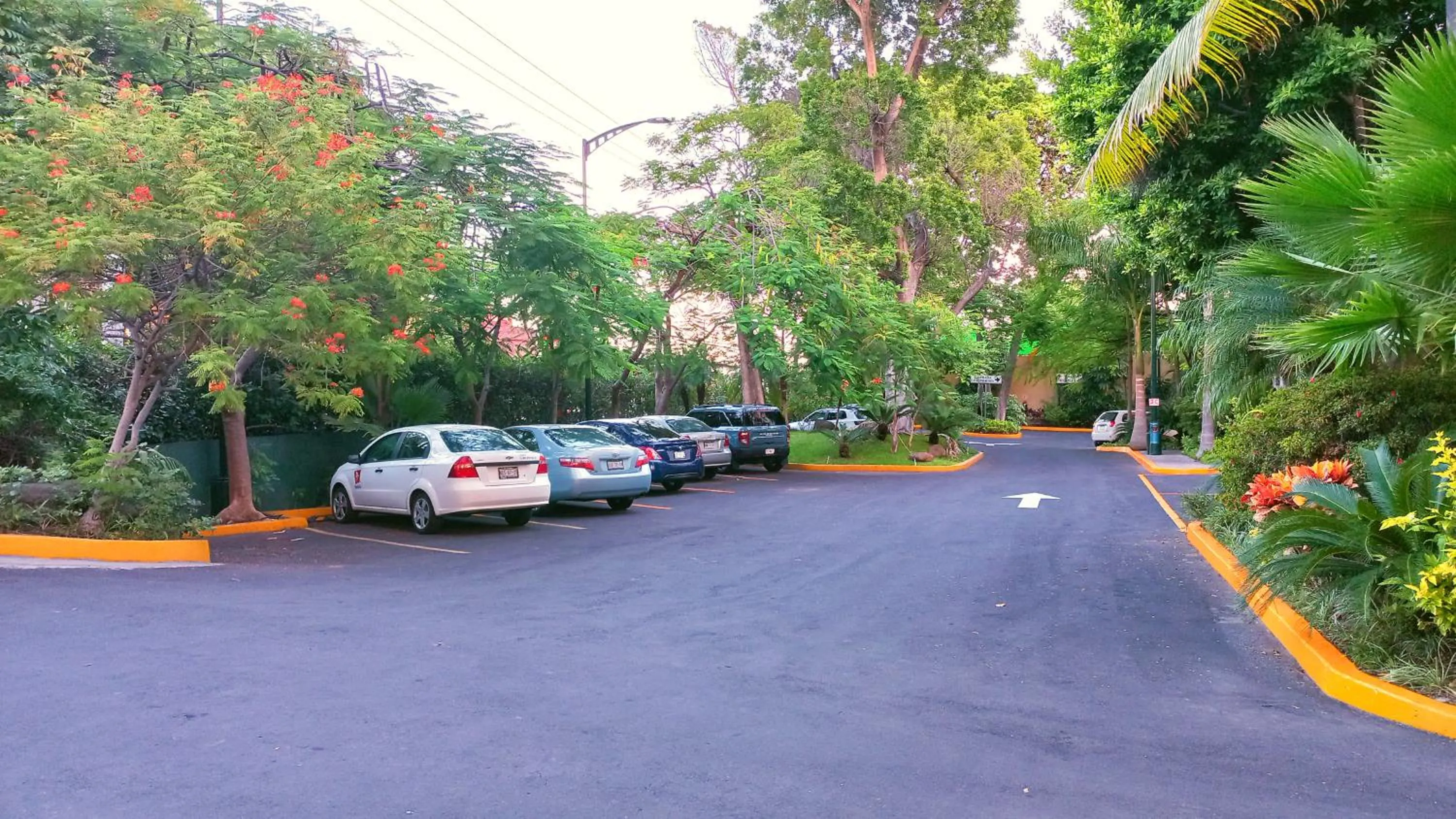 Property building in Holiday Inn Express & Suites Cuernavaca by IHG