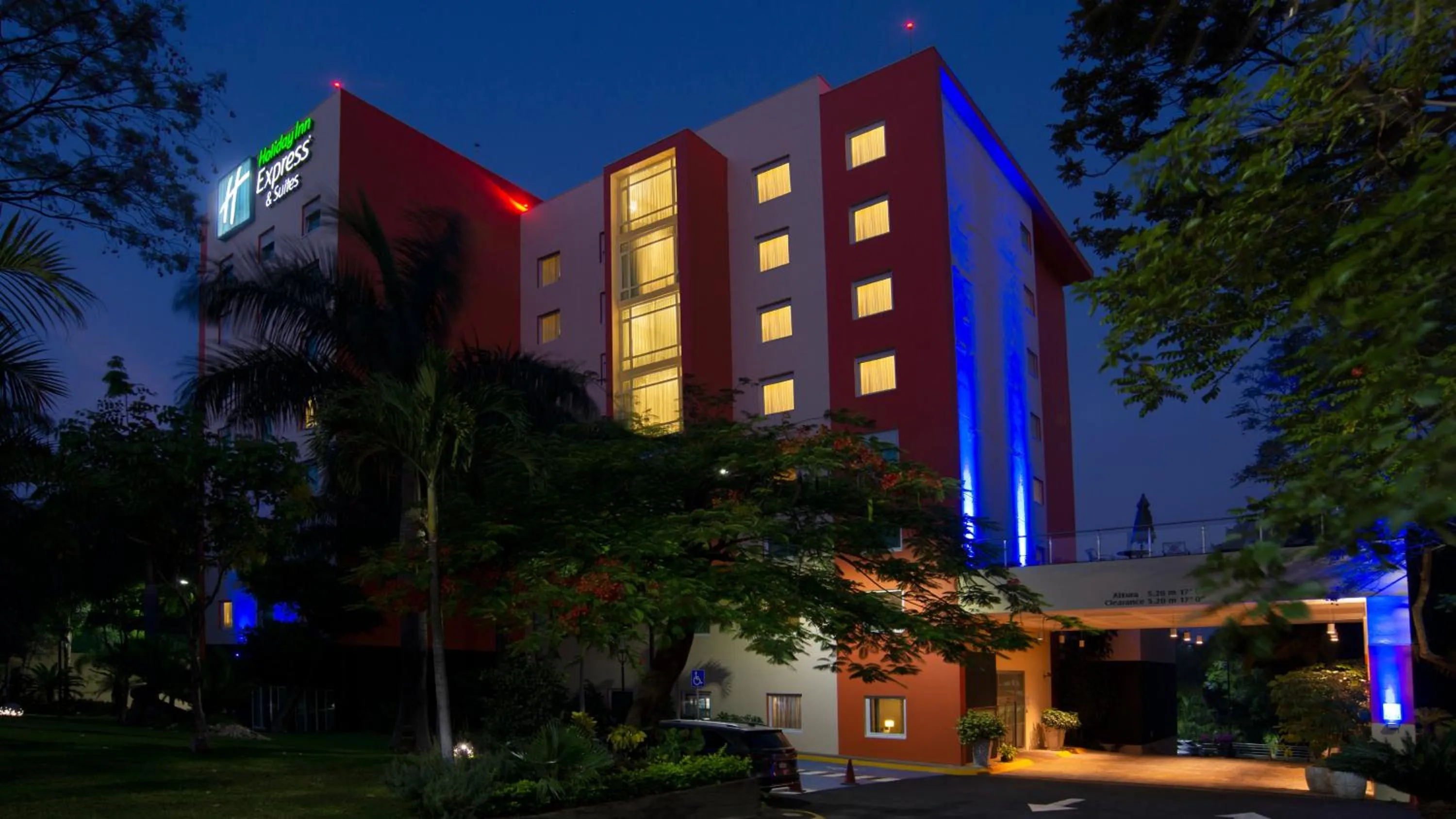 Property building in Holiday Inn Express & Suites Cuernavaca by IHG