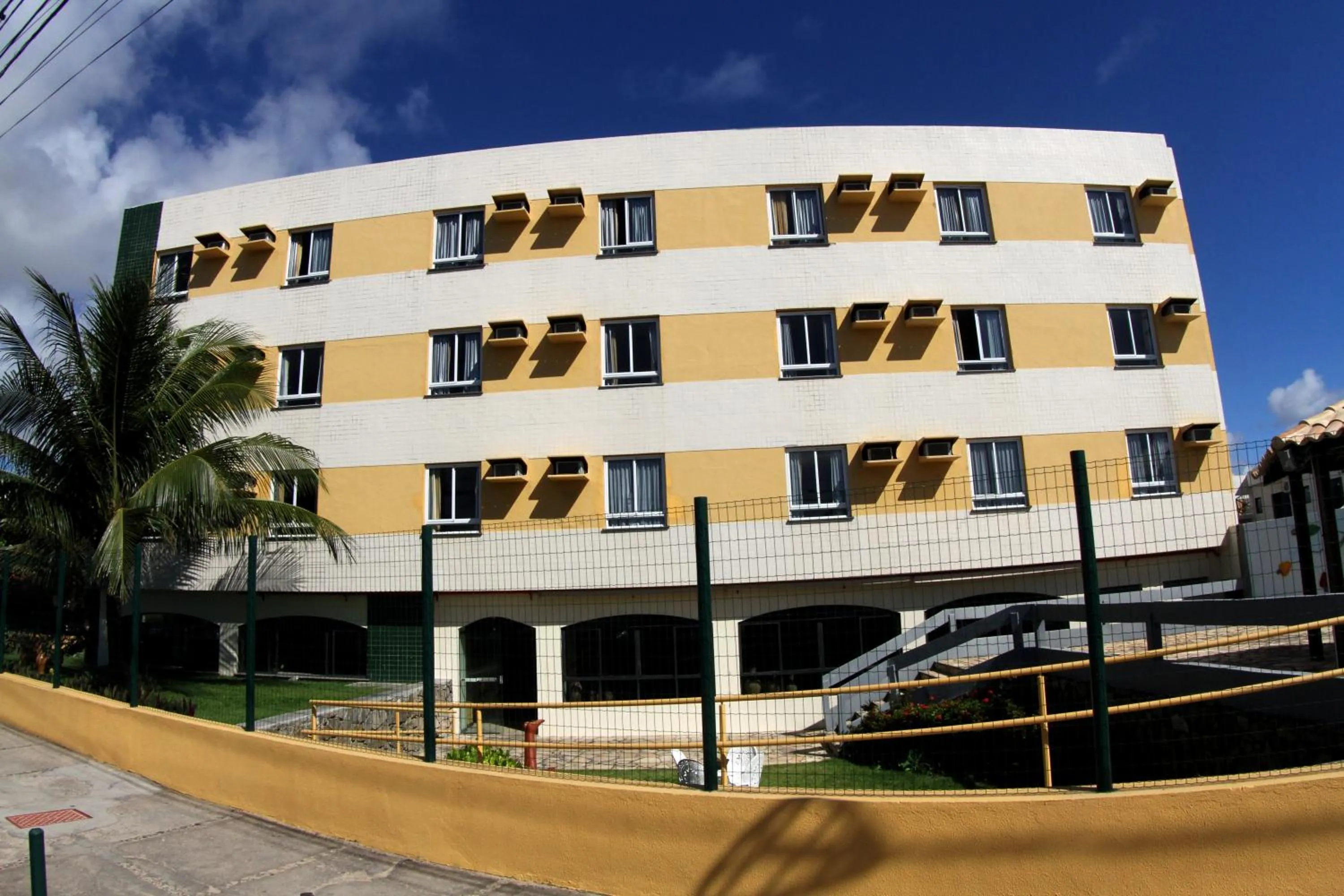 Facade/entrance in Nascimento Praia Hotel