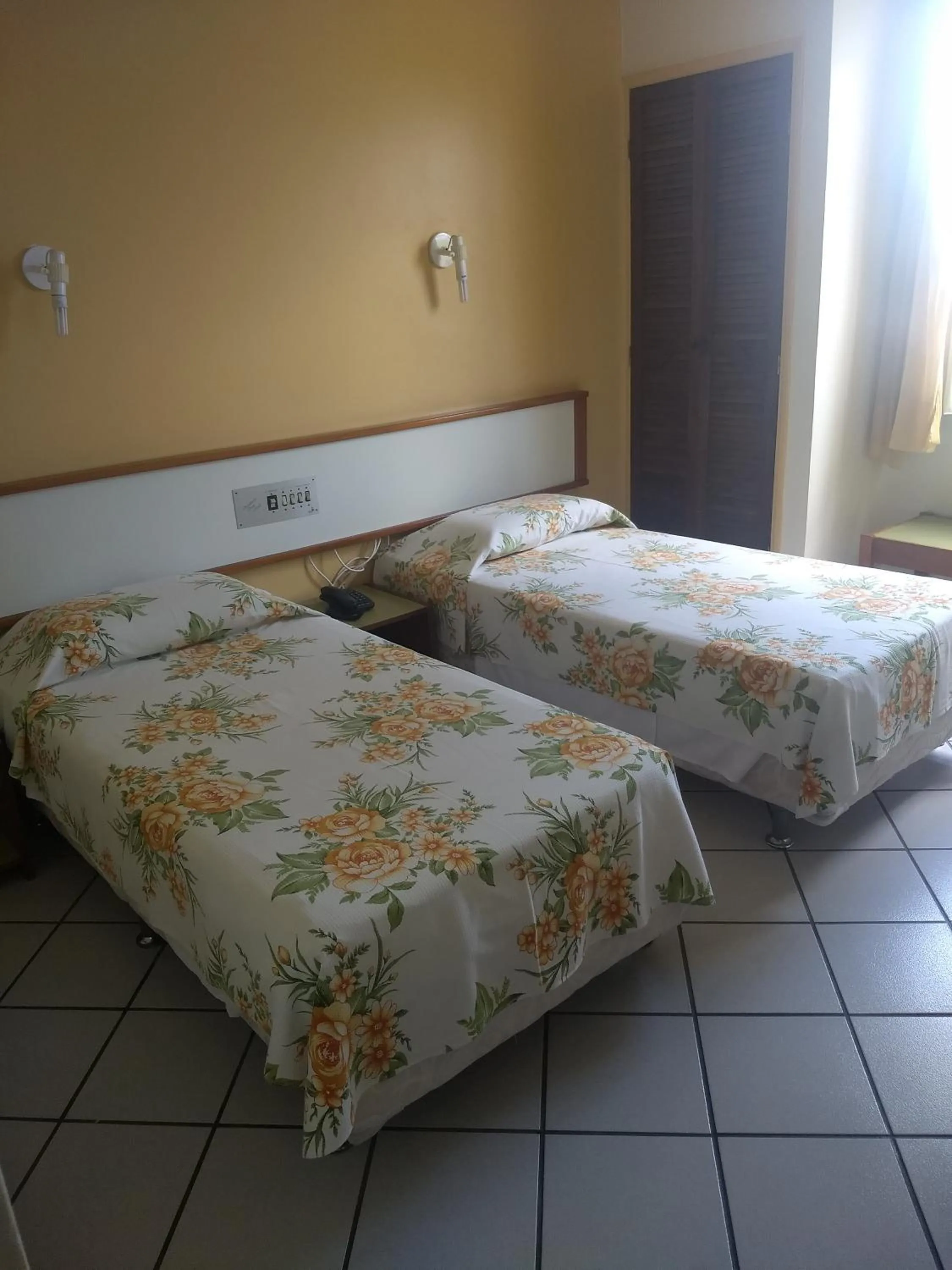 Bed in Nascimento Praia Hotel