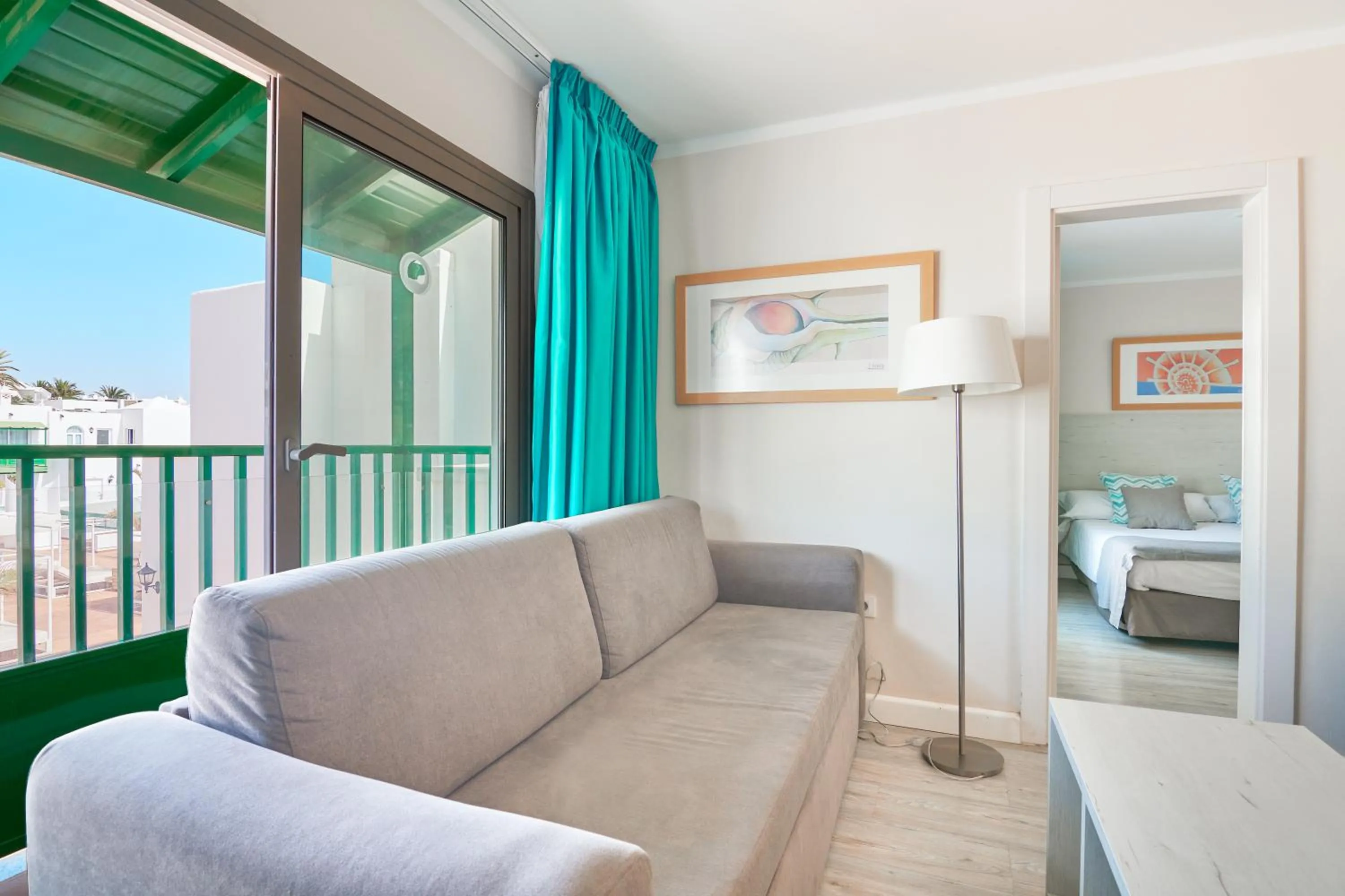 Living room, Bed in Gloria Izaro Club Hotel