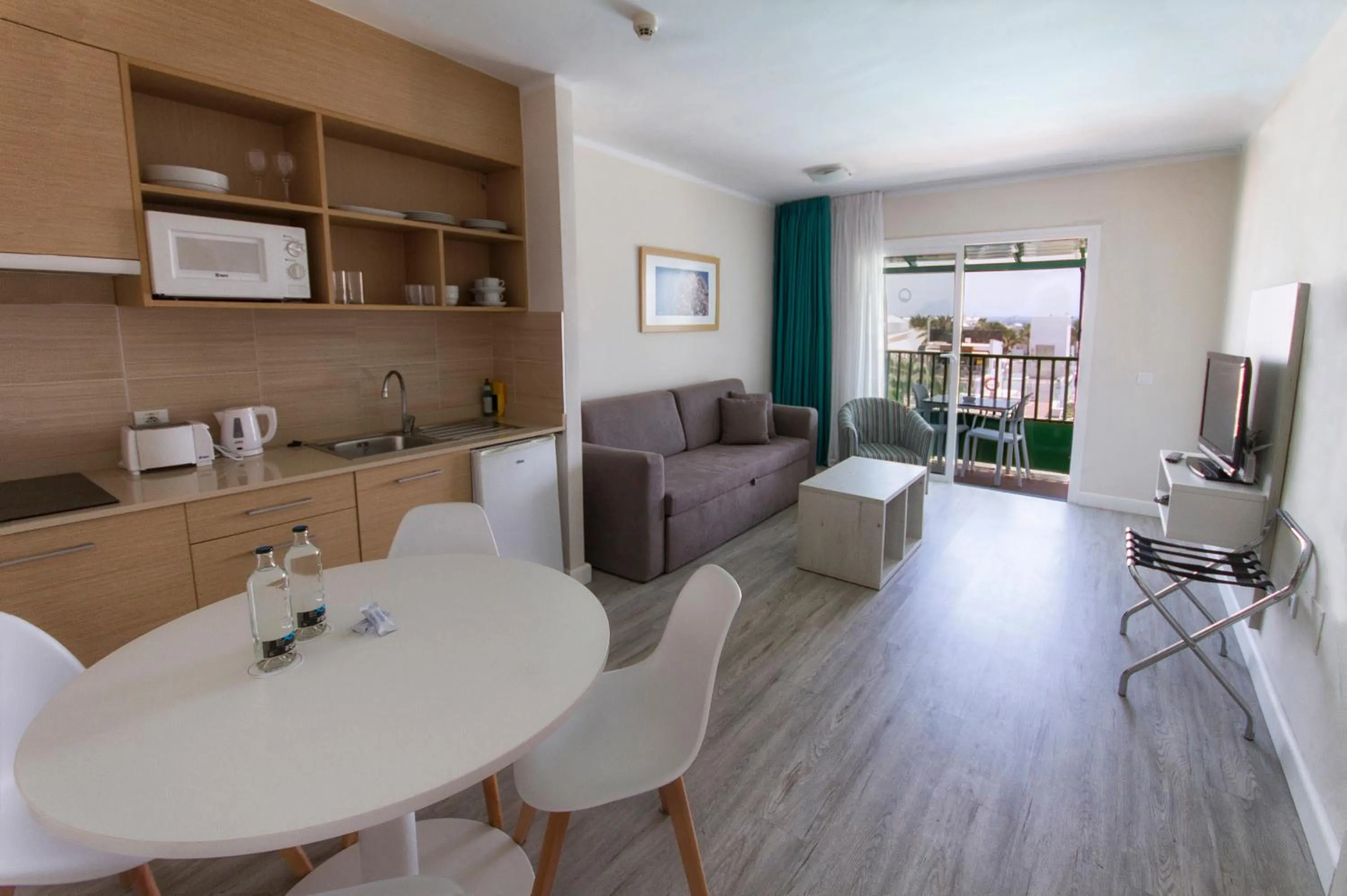 Living room in Gloria Izaro Club Hotel