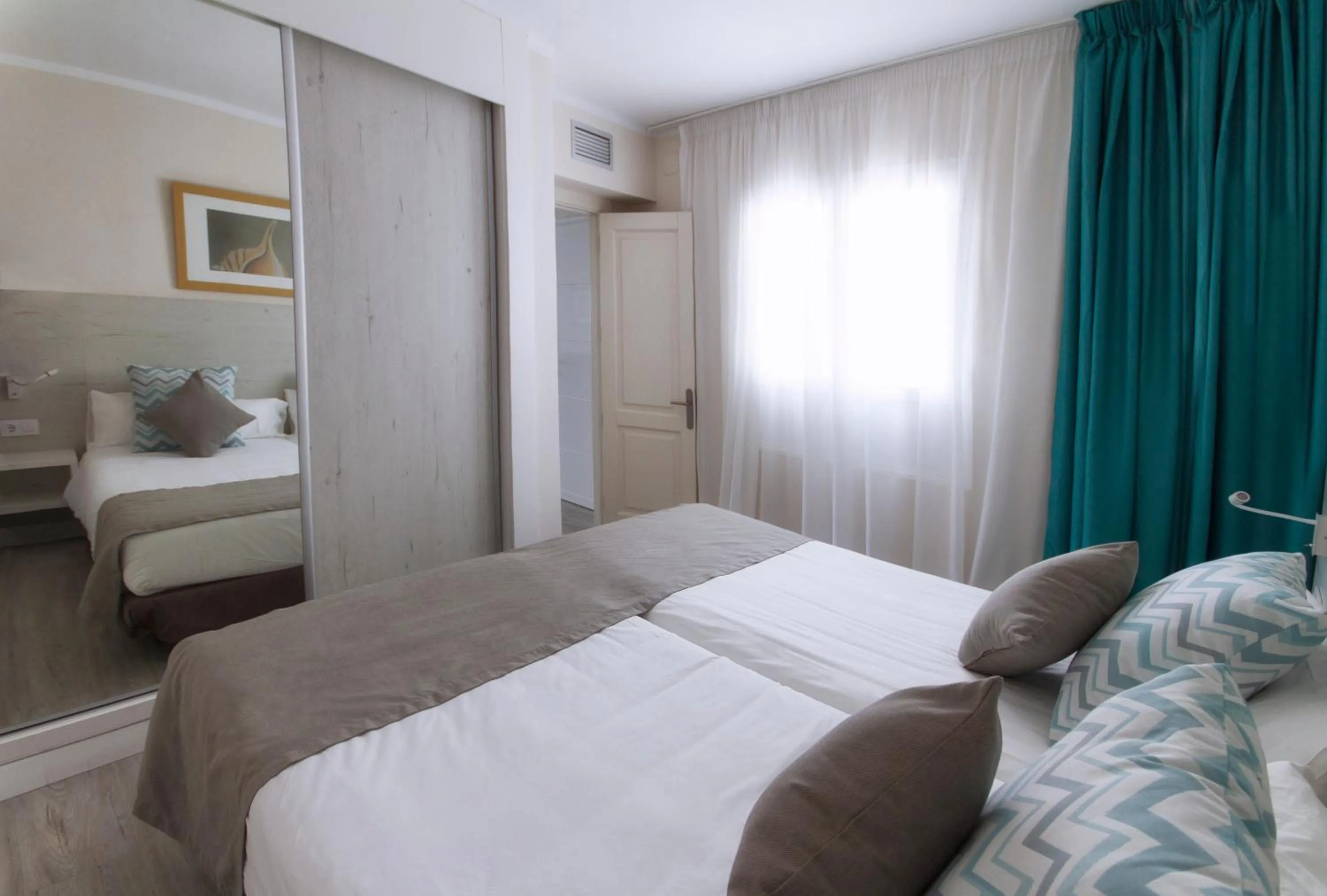 Bed in Gloria Izaro Club Hotel