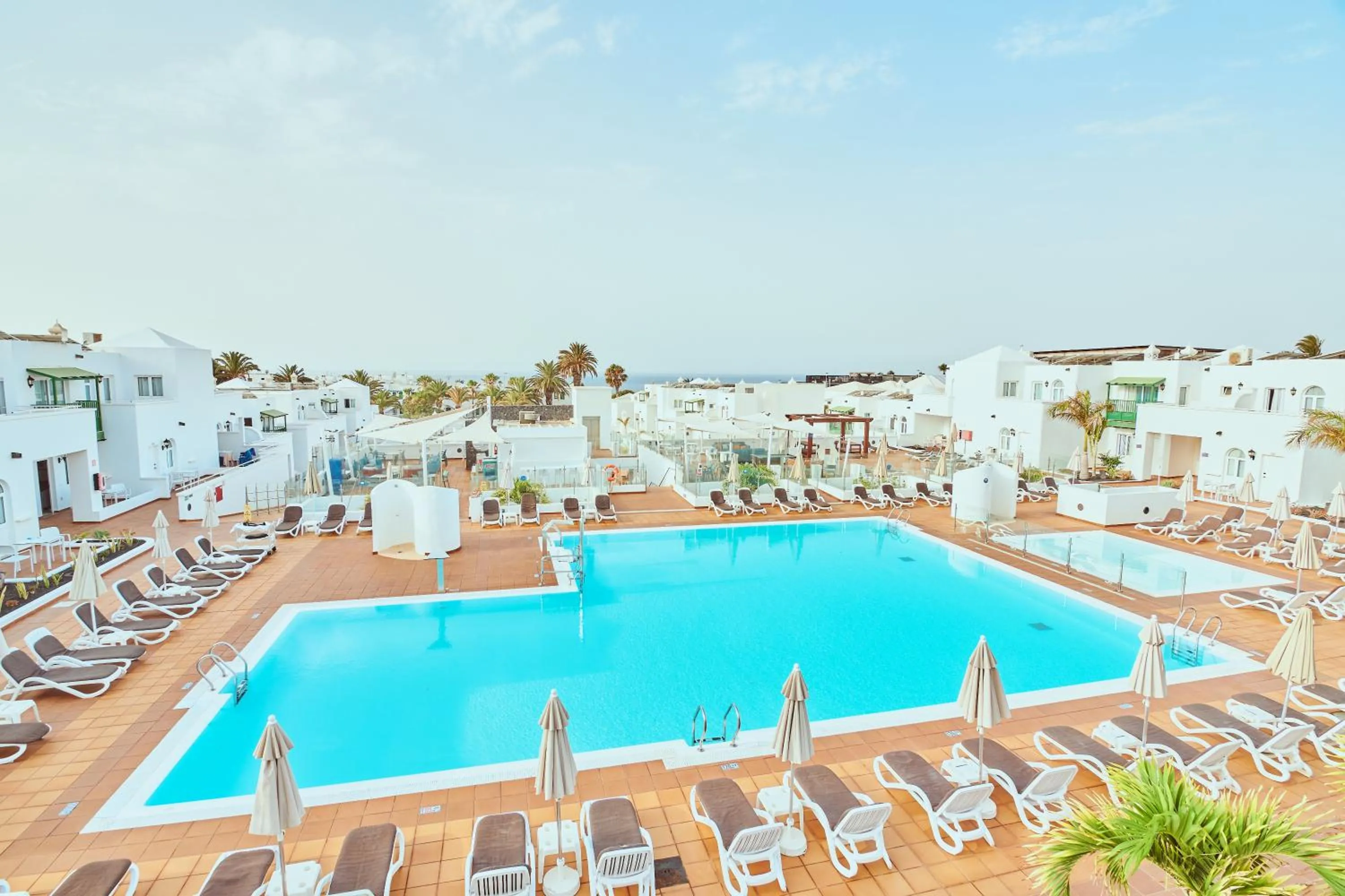 Pool view in Gloria Izaro Club Hotel