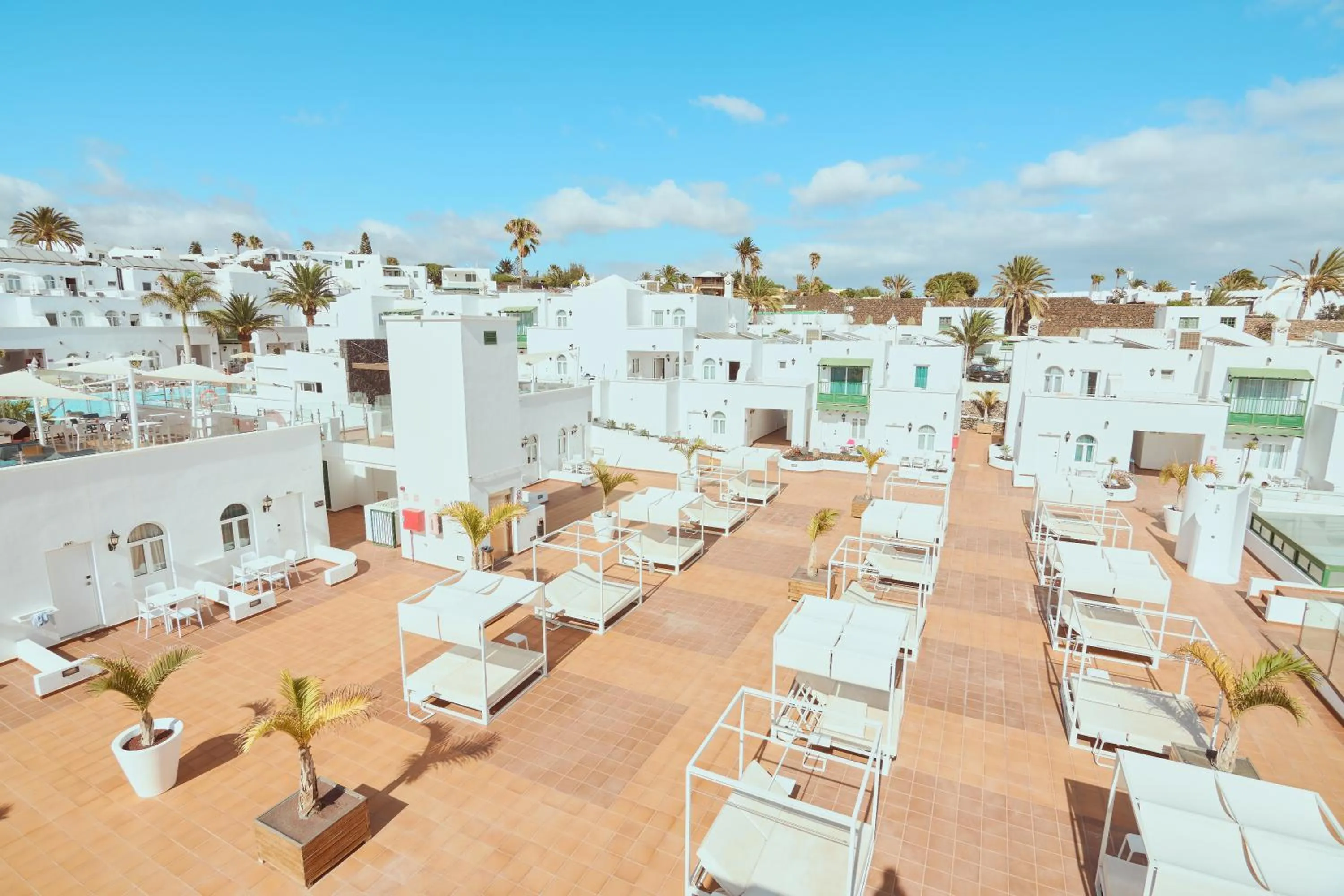 Solarium in Gloria Izaro Club Hotel