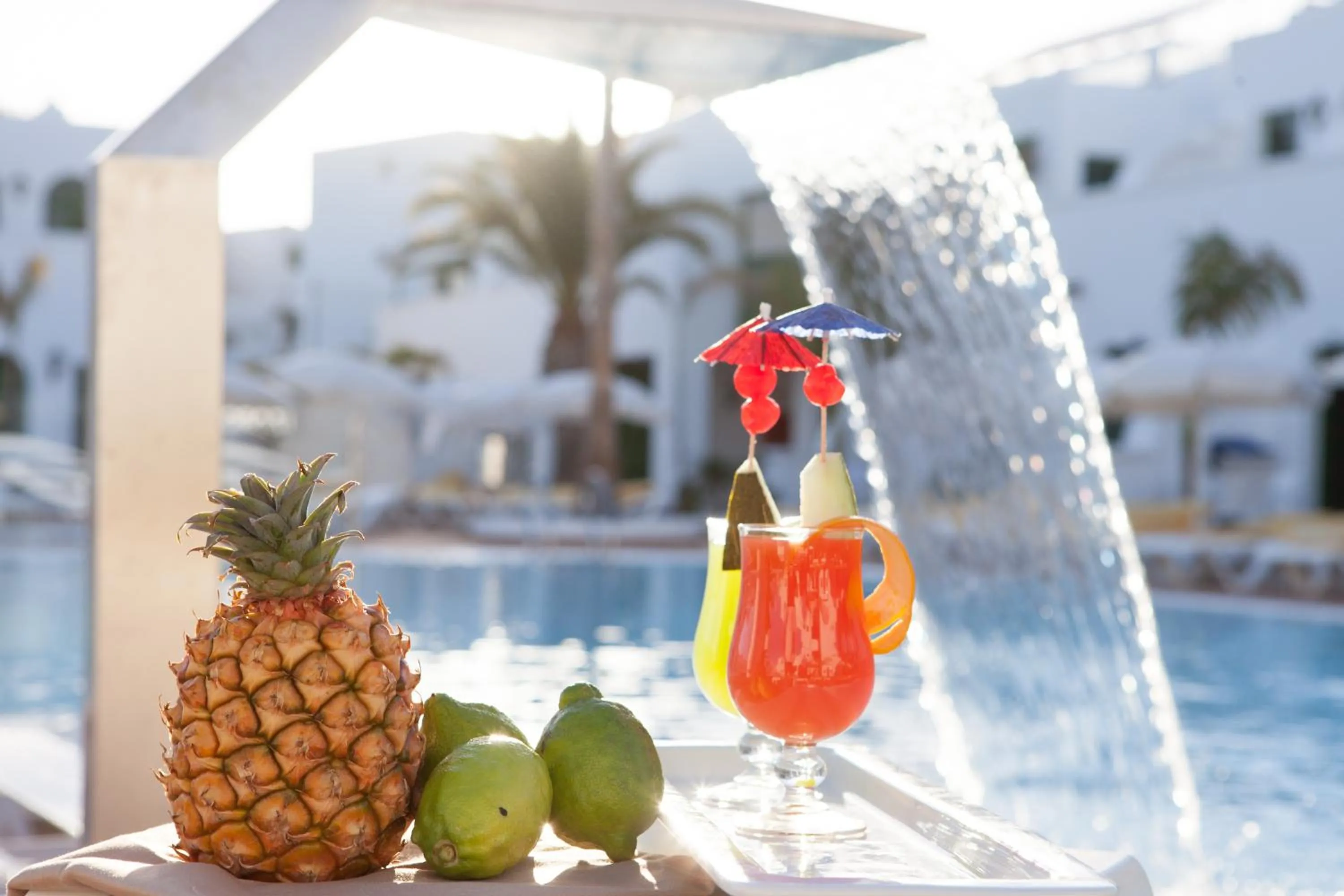 Swimming pool in Gloria Izaro Club Hotel