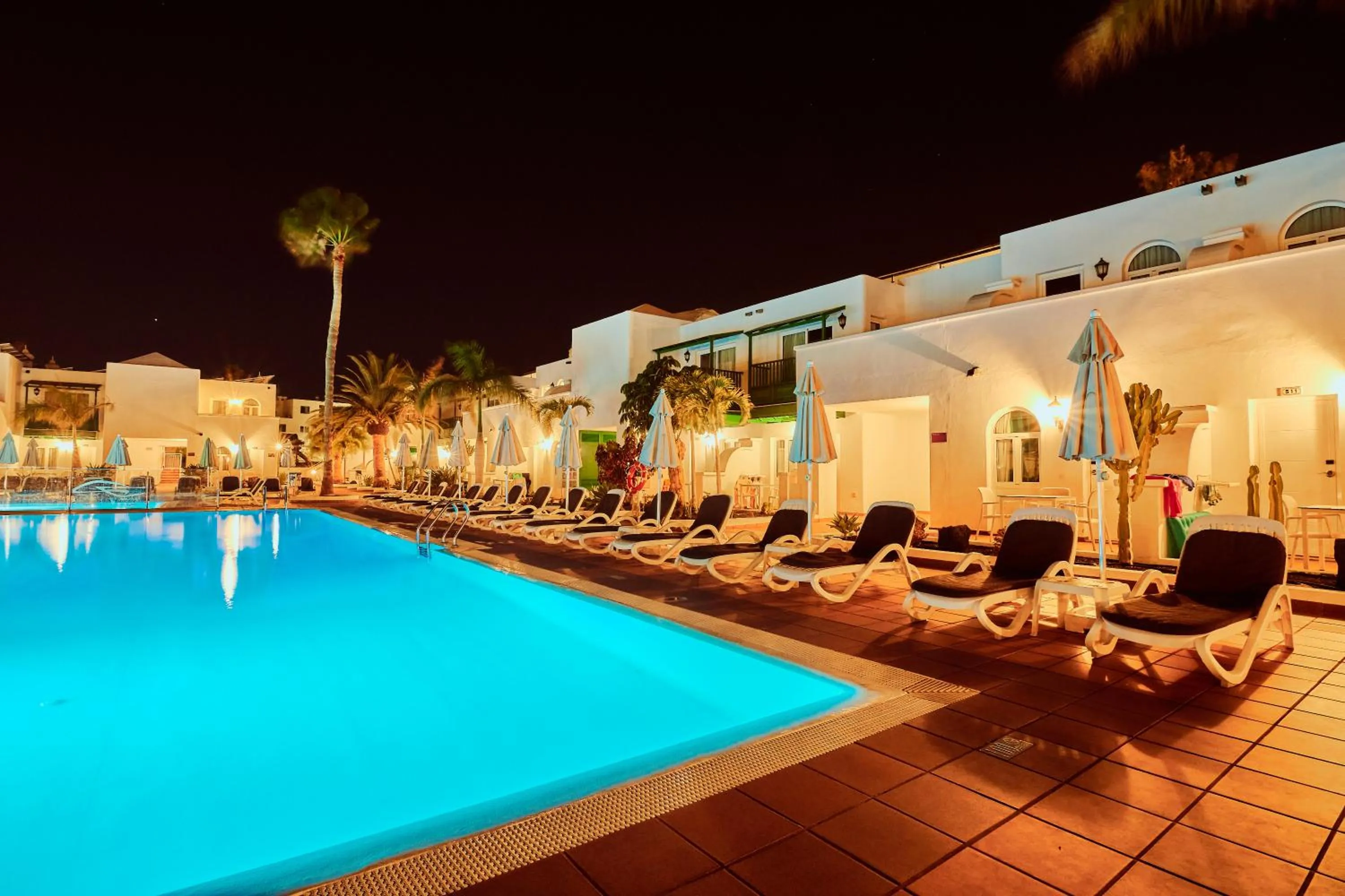 Swimming pool in Gloria Izaro Club Hotel