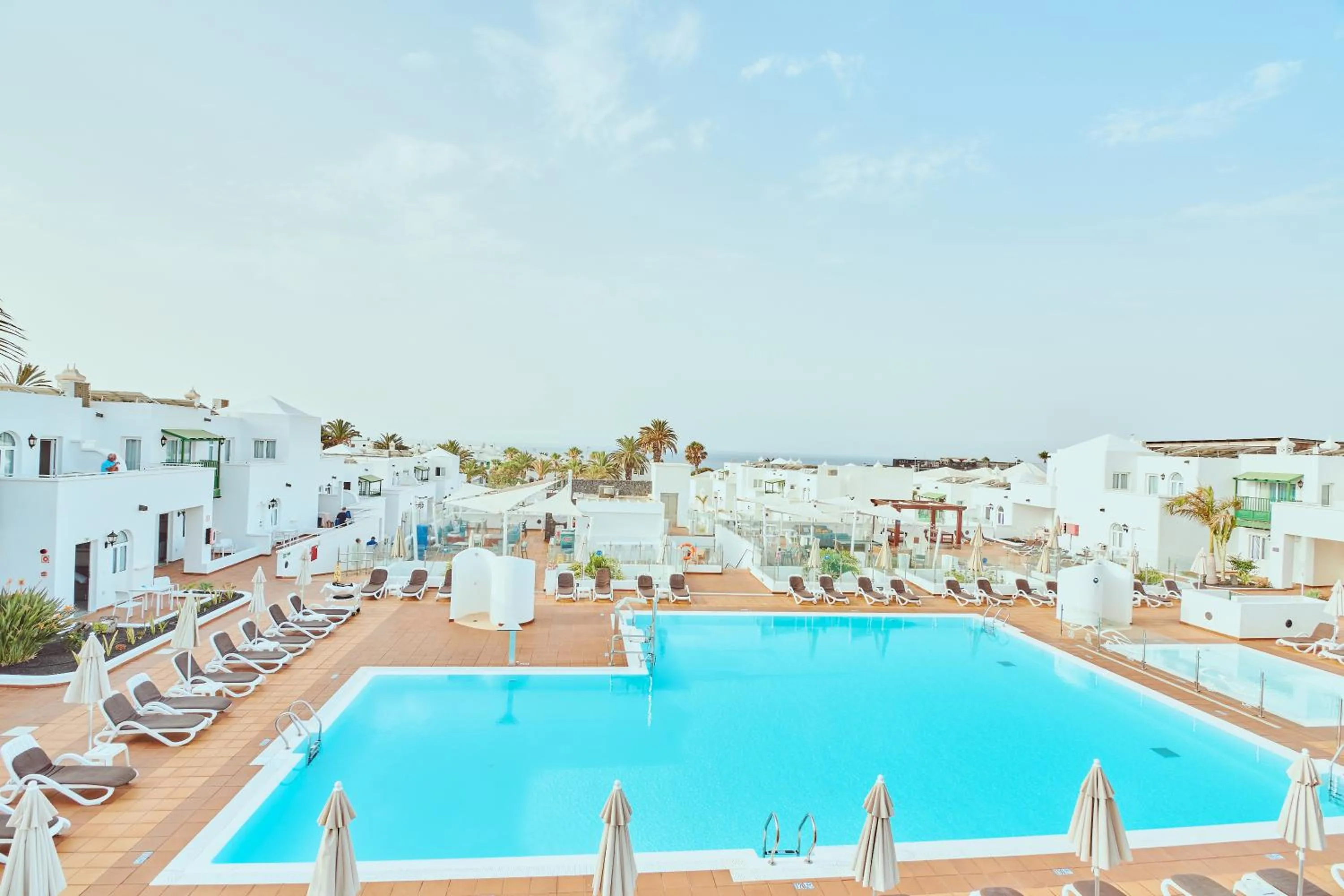 Swimming pool in Gloria Izaro Club Hotel