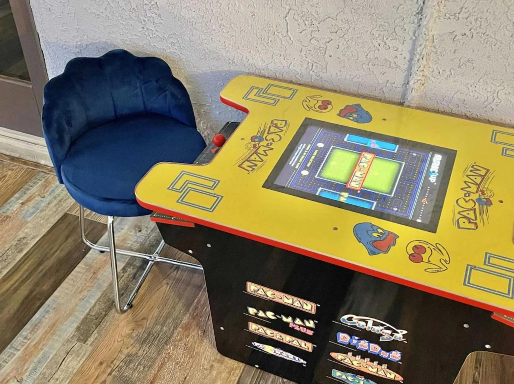 Trendy Desert Getaway Pool, Spa, Game Room