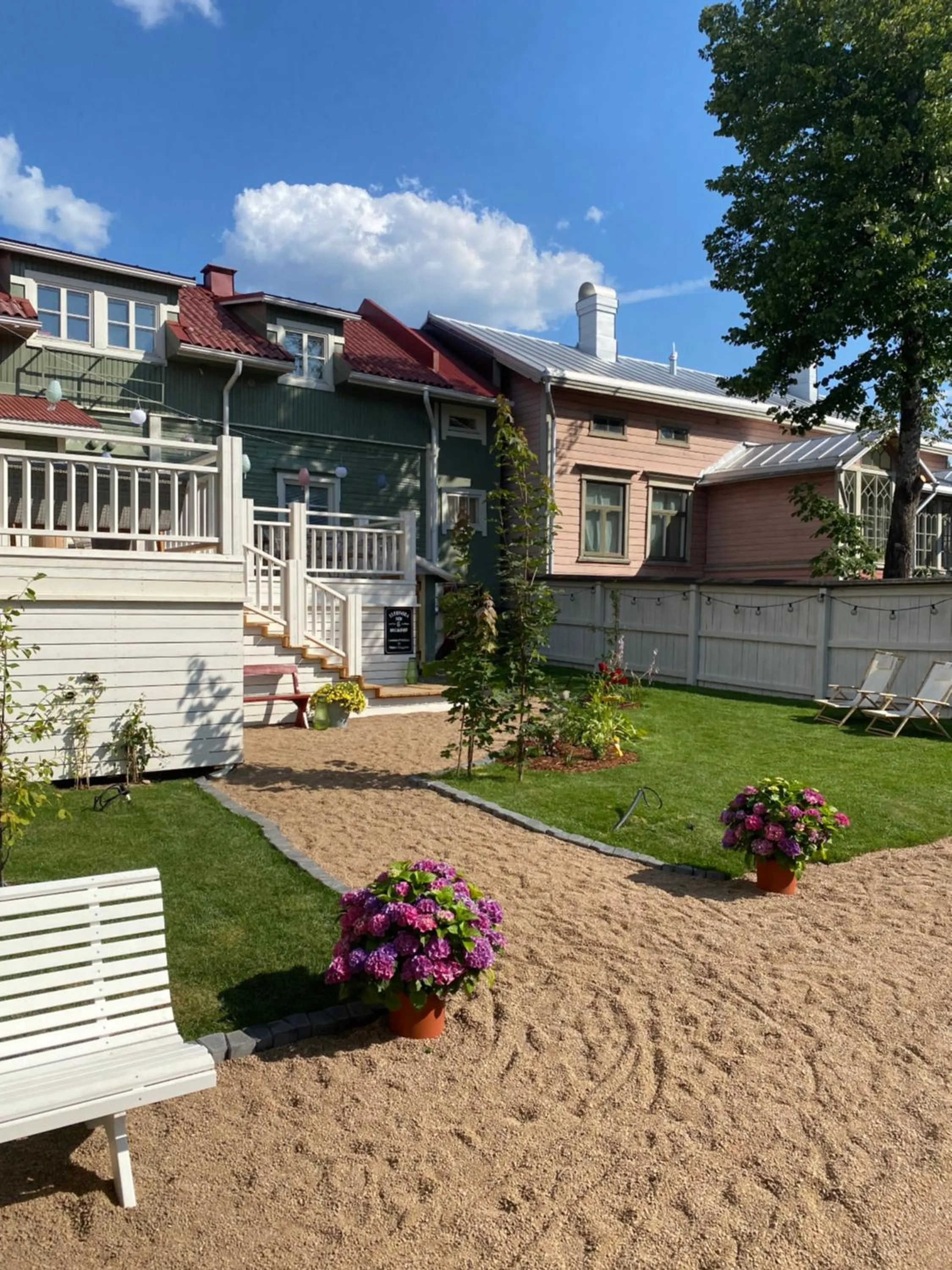 Garden in Eleonora Bed & Breakfast