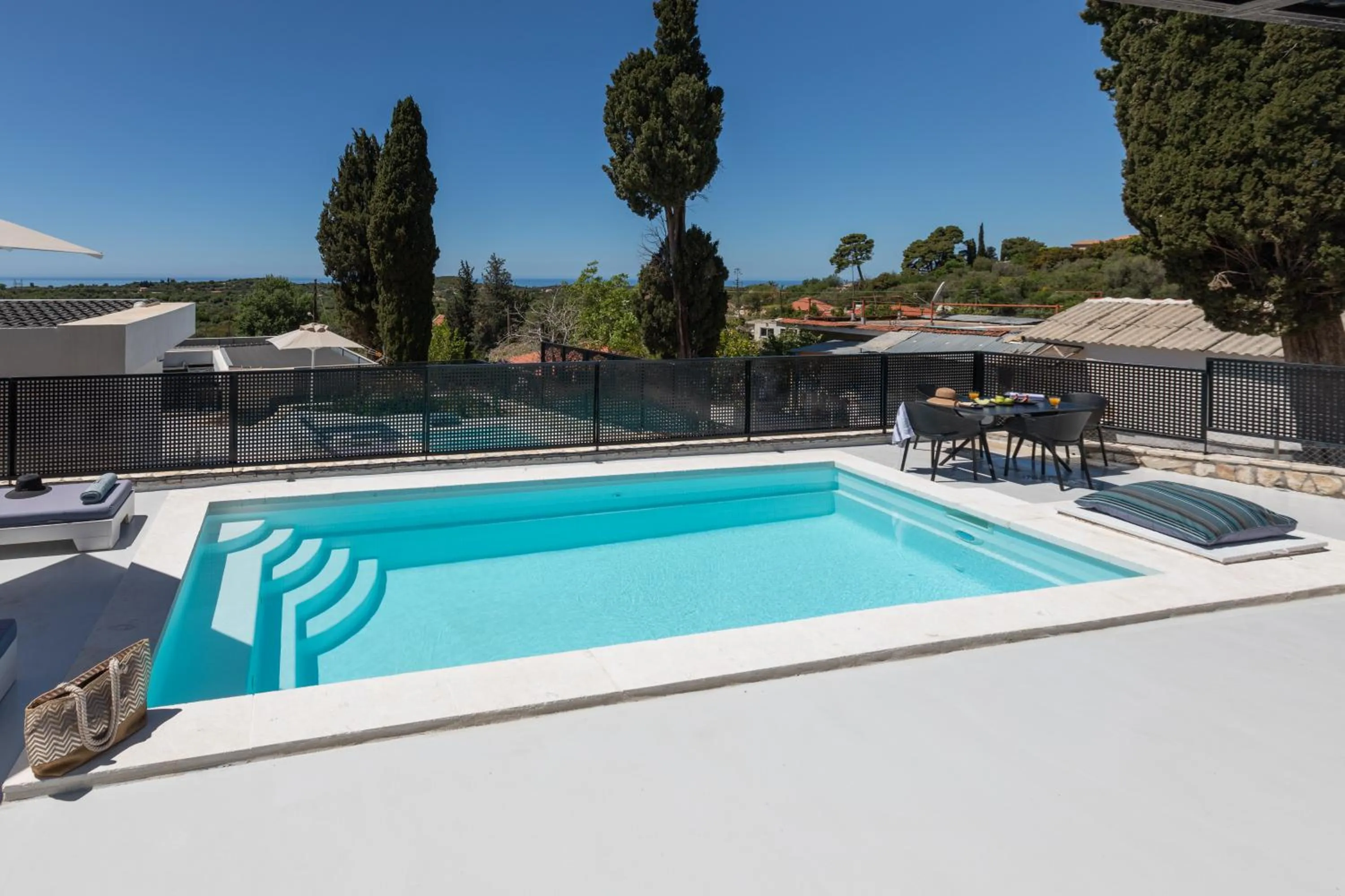 Swimming pool in Erolidae Villas