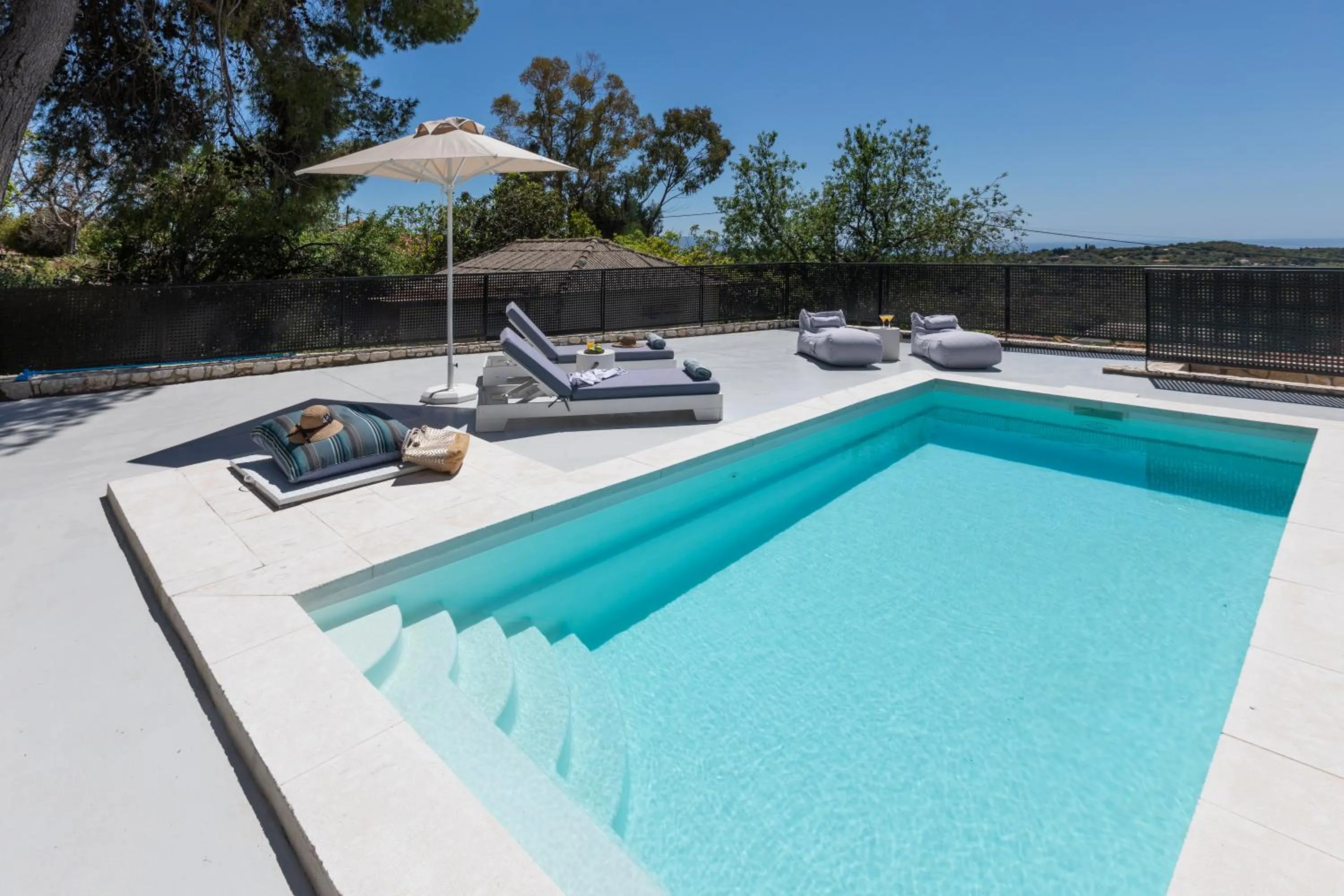 Swimming pool in Erolidae Villas