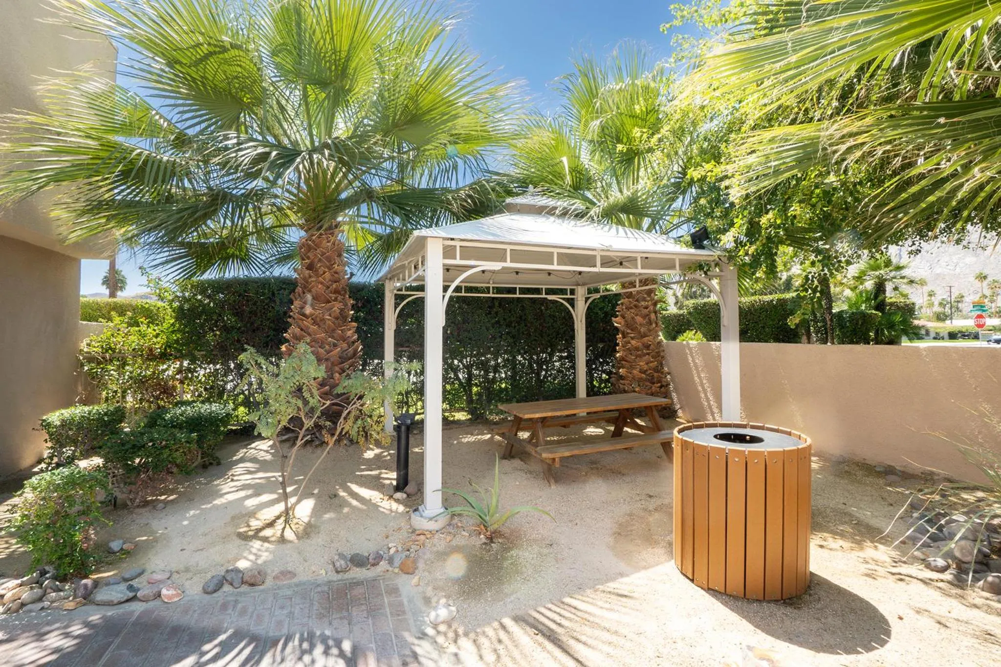 Property building in Vista Mirage Resort