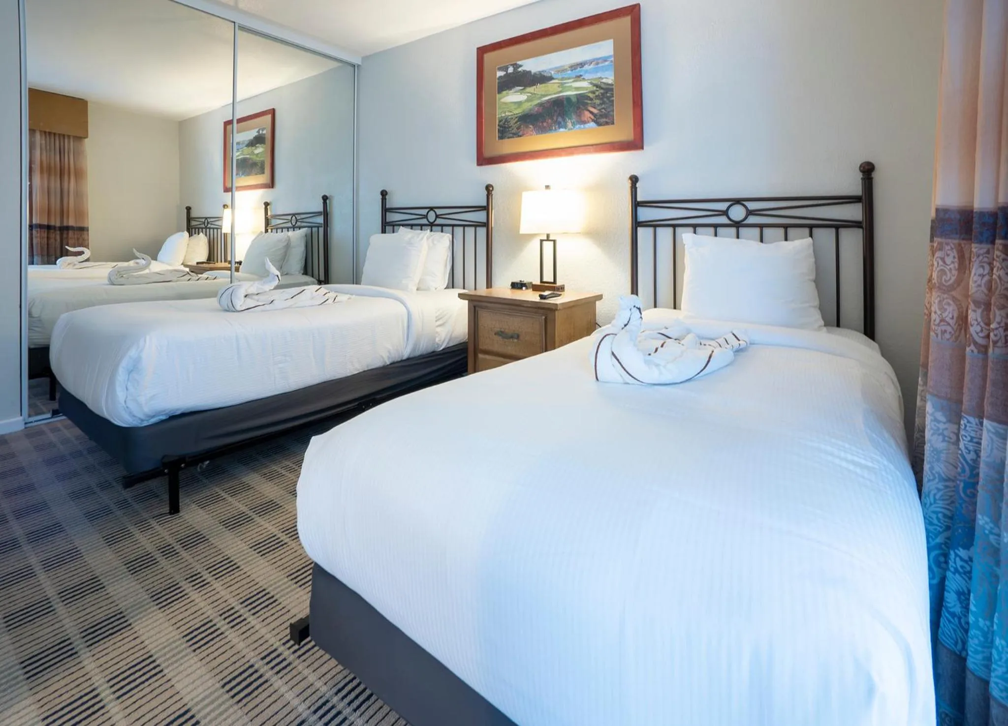 Bedroom, Bed in Vista Mirage Resort