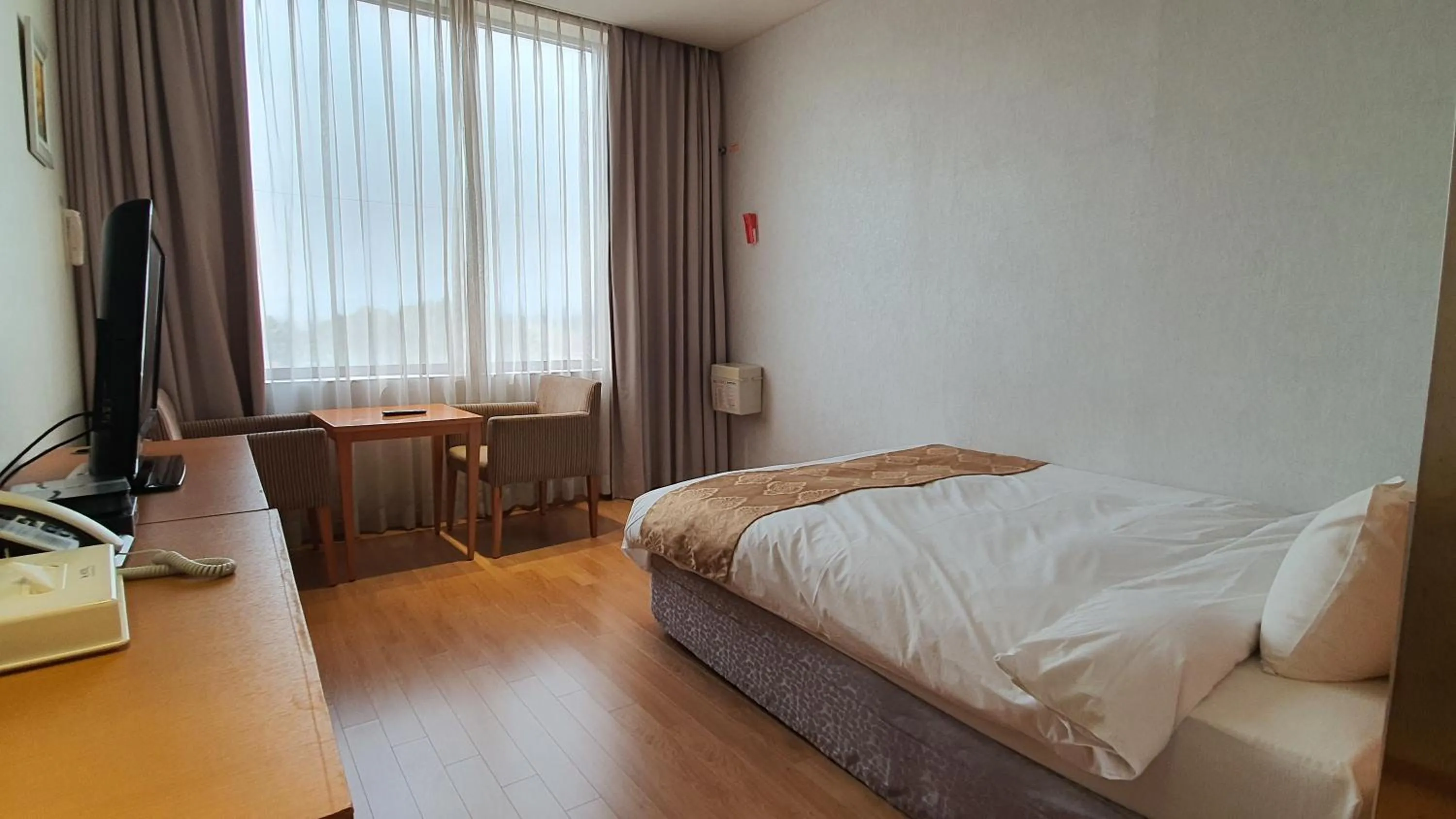 Bed in Gyungpo Beach Hotel