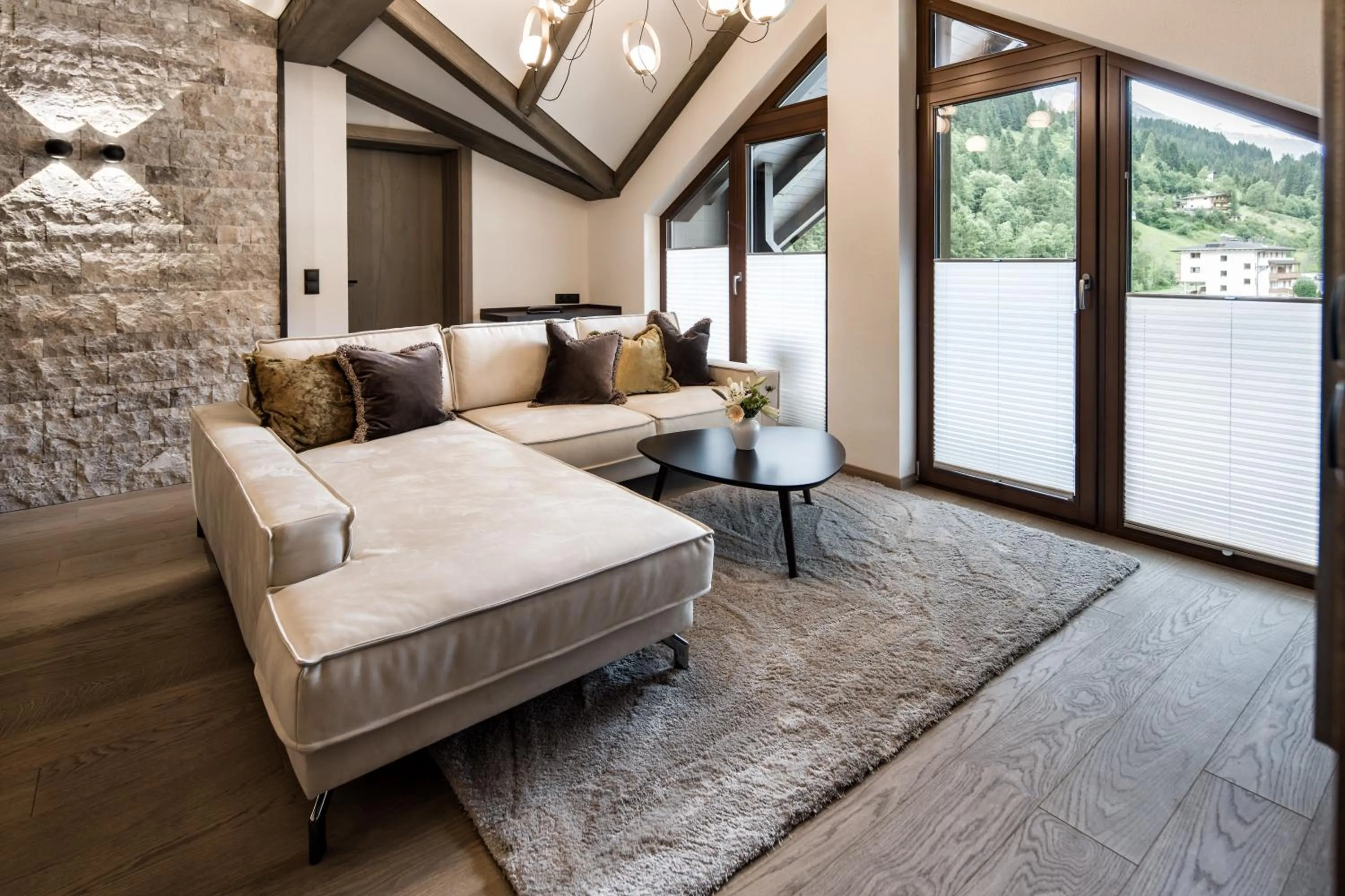 Photo of the whole room, Bed in Brugger's Genießerhotel Lanersbacherhof