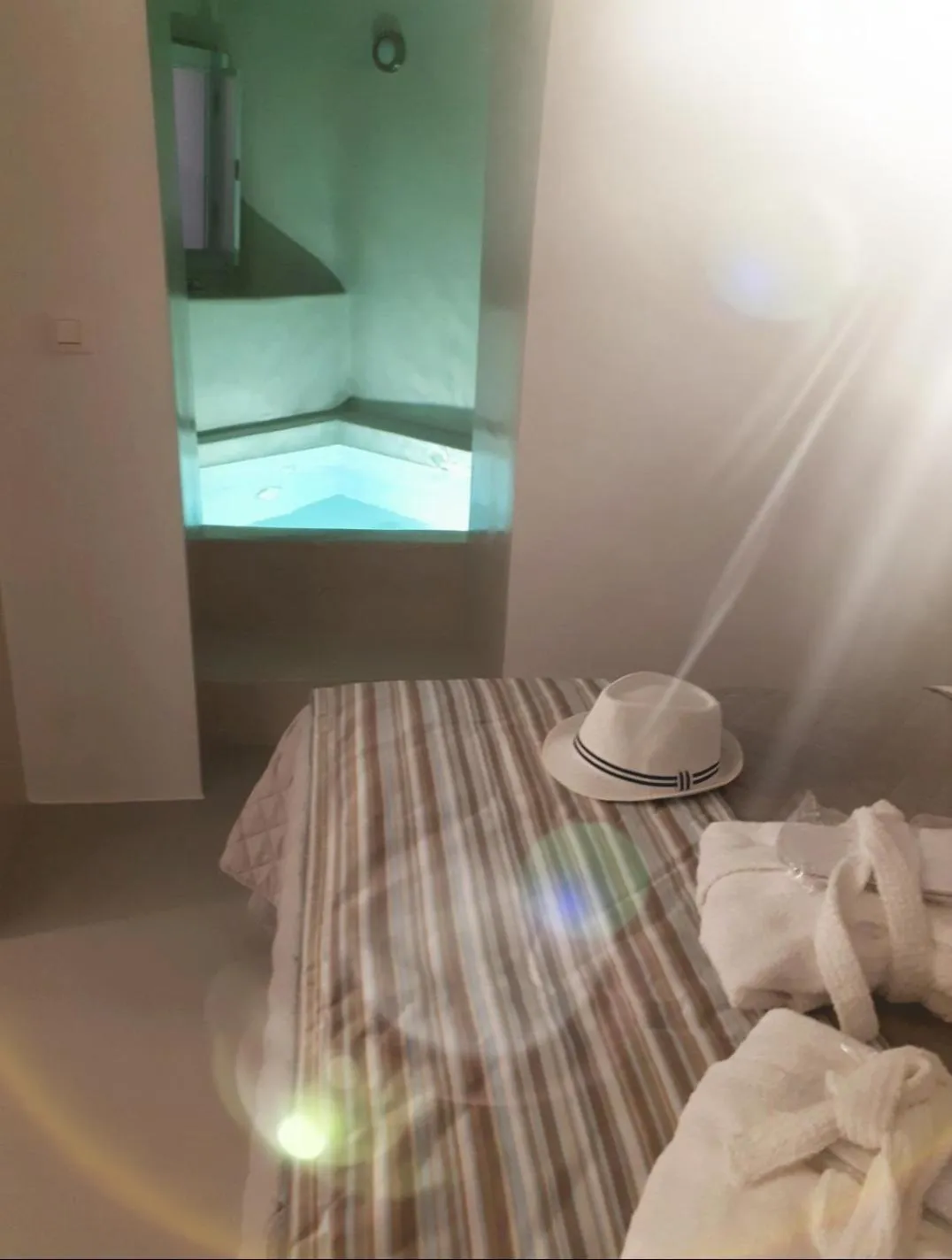 Golden Stone Santorini Suites