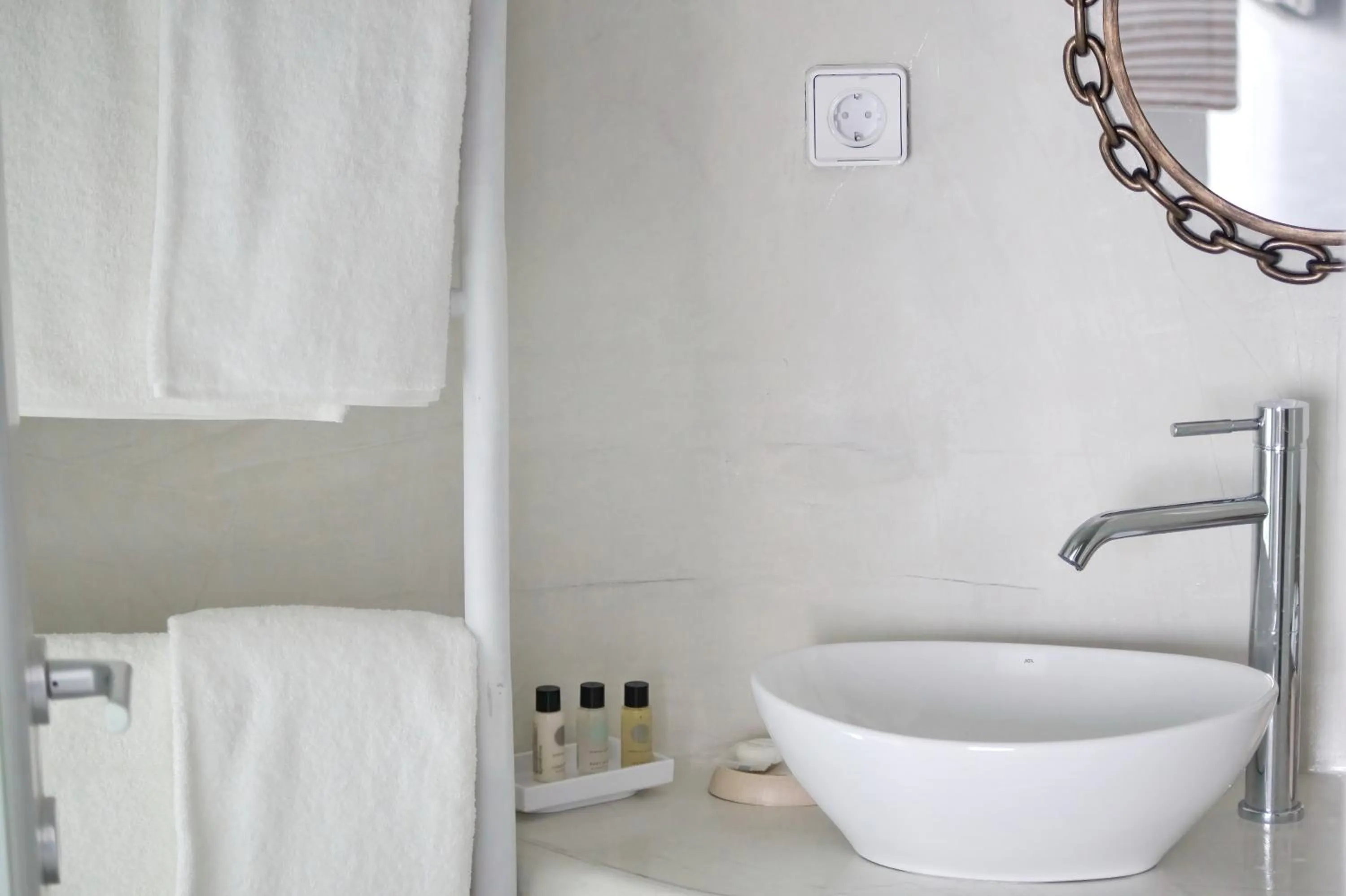 Bathroom in Golden Stone Santorini Suites