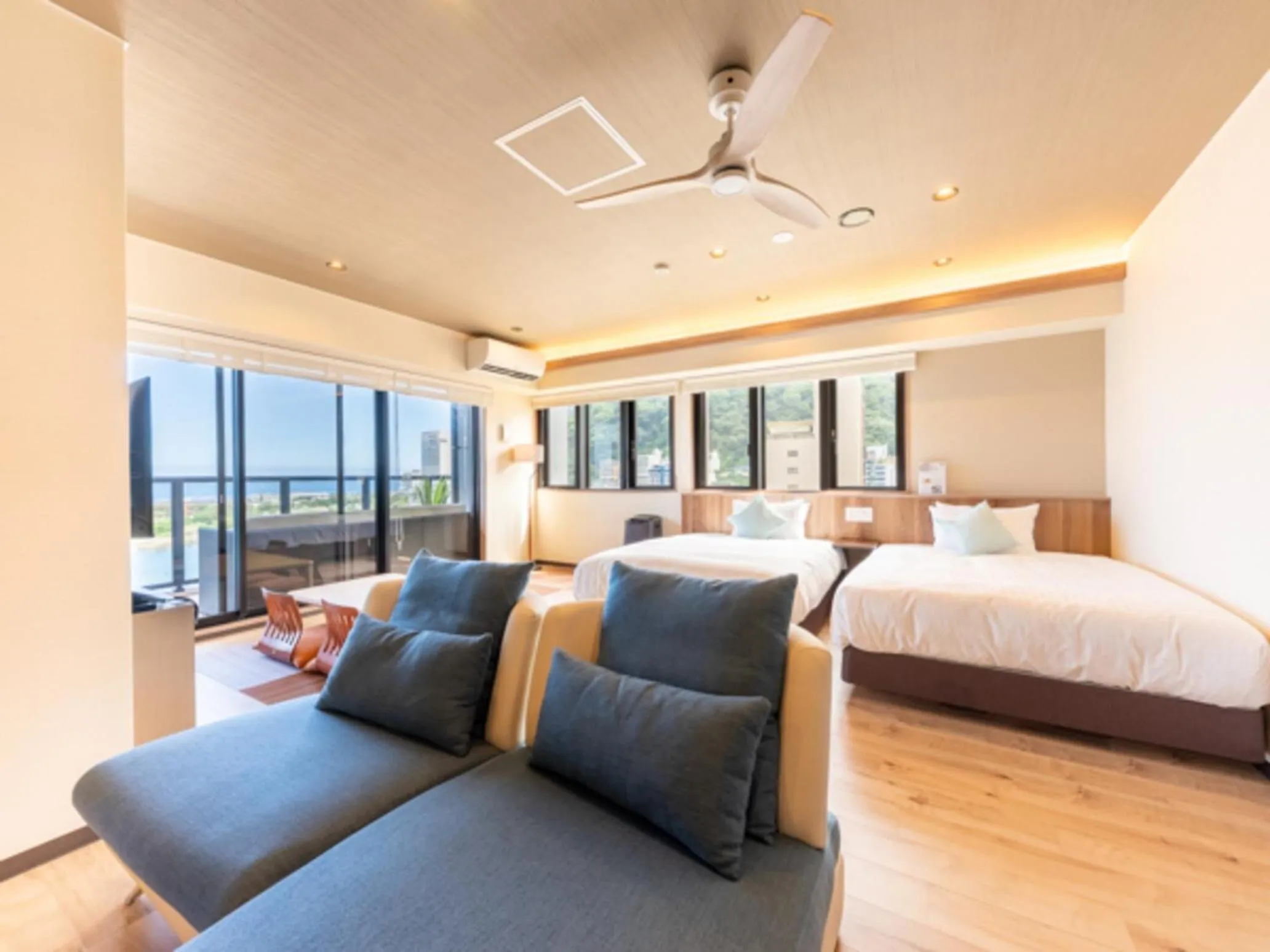 Bed in LiVEMAX RESORT Atami OCEAN