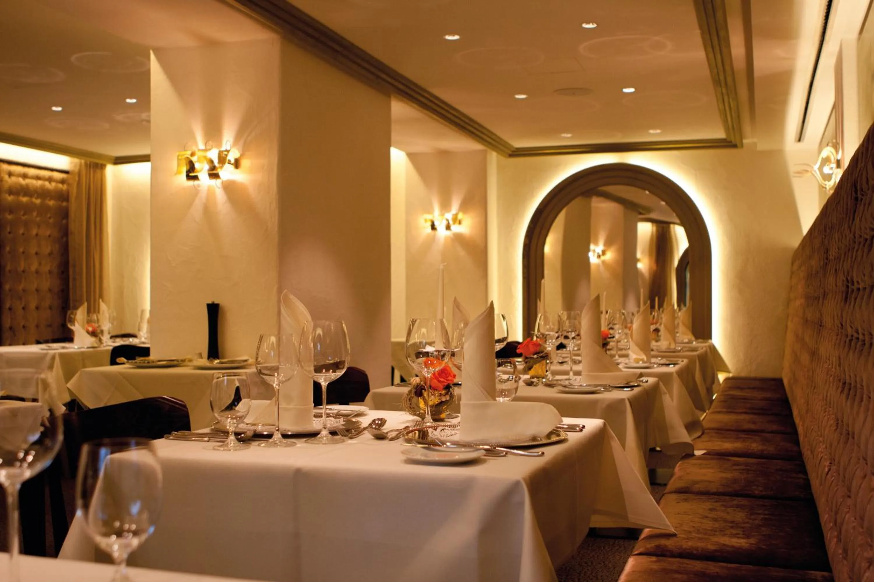 Restaurant/places to eat in Schloss zu Hopferau