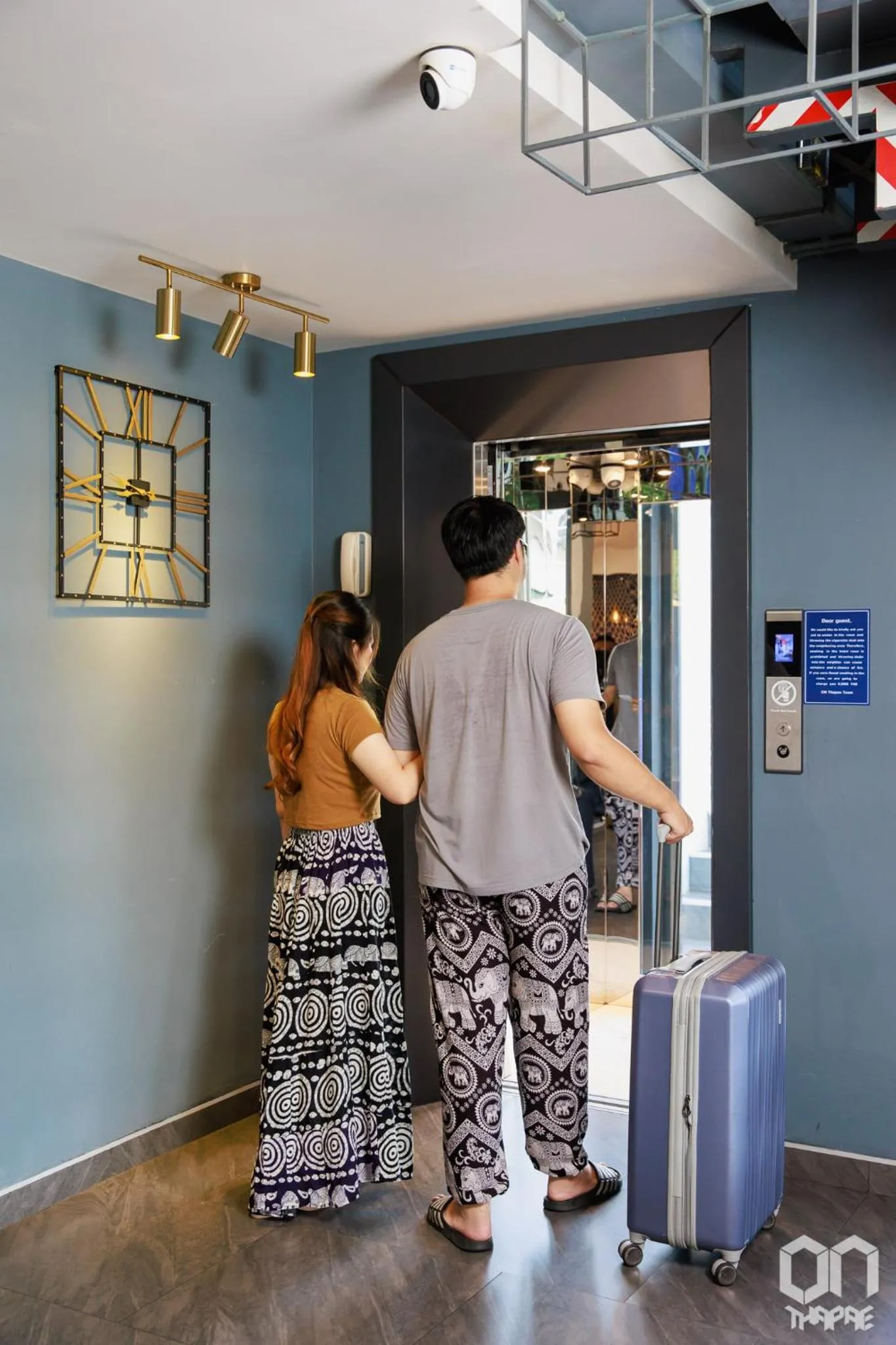 group of guests in ON Thapae Gate Chiangmai