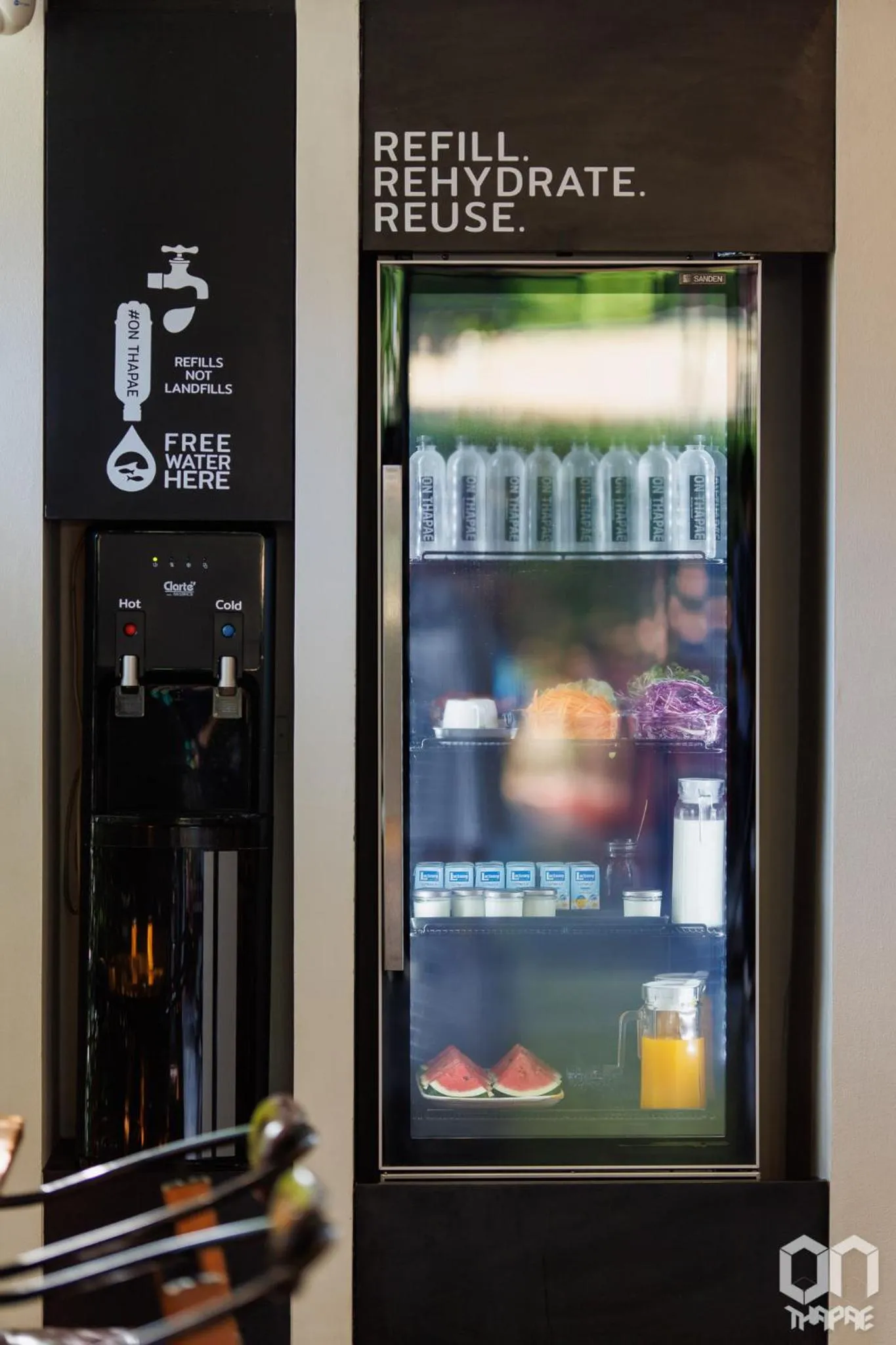 Food and drinks in ON Thapae Gate Chiangmai